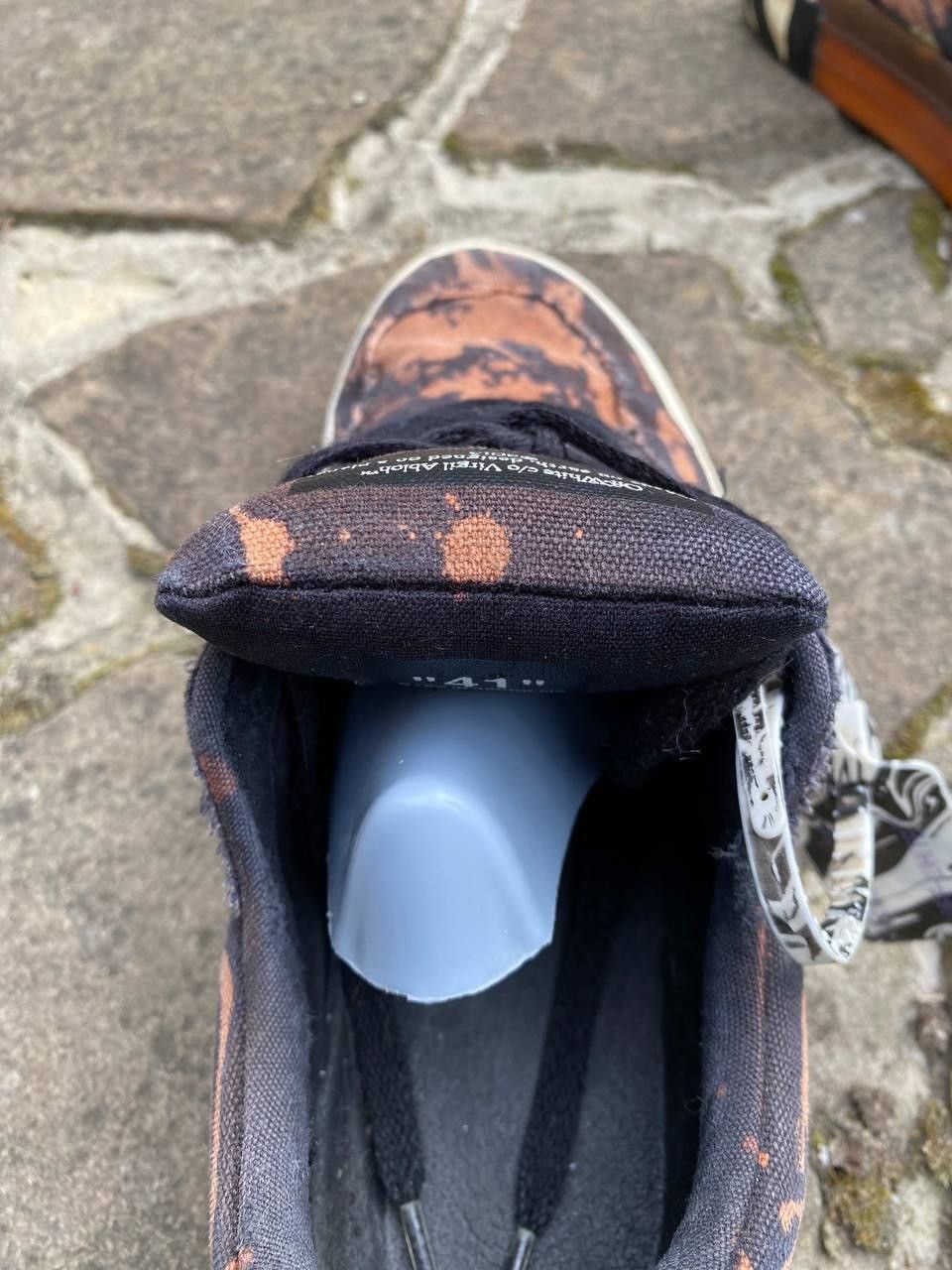 Off-White Off White Vulcanized Custom Distressed Sneaker Size US 8 / EU 41 - 2 Thumbnail