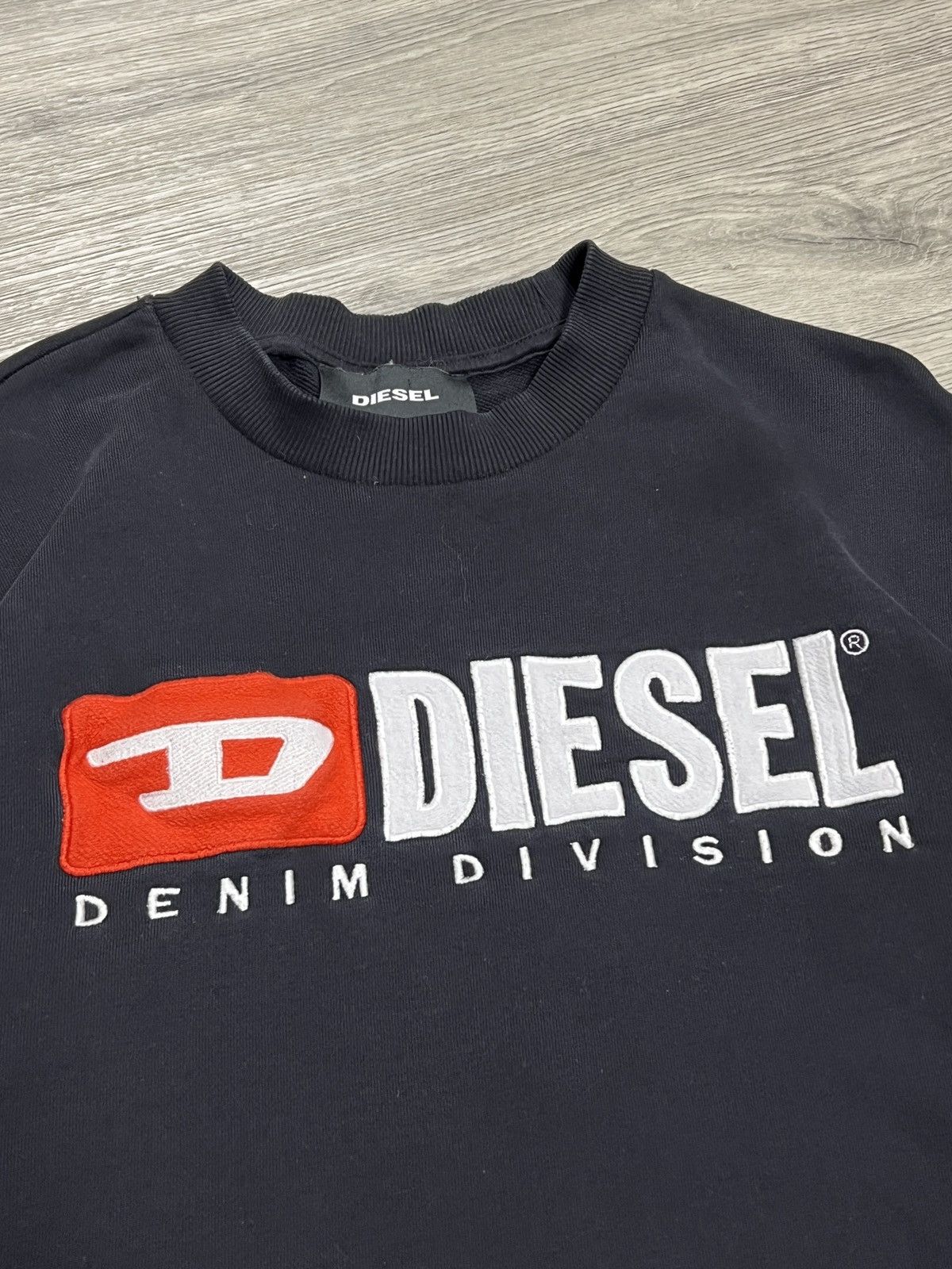 Diesel Vintage Diesel Big Logo Y2K Hype Black Sweatshirt Men's Size US L / EU 52-54 / 3 - 2 Thumbnail