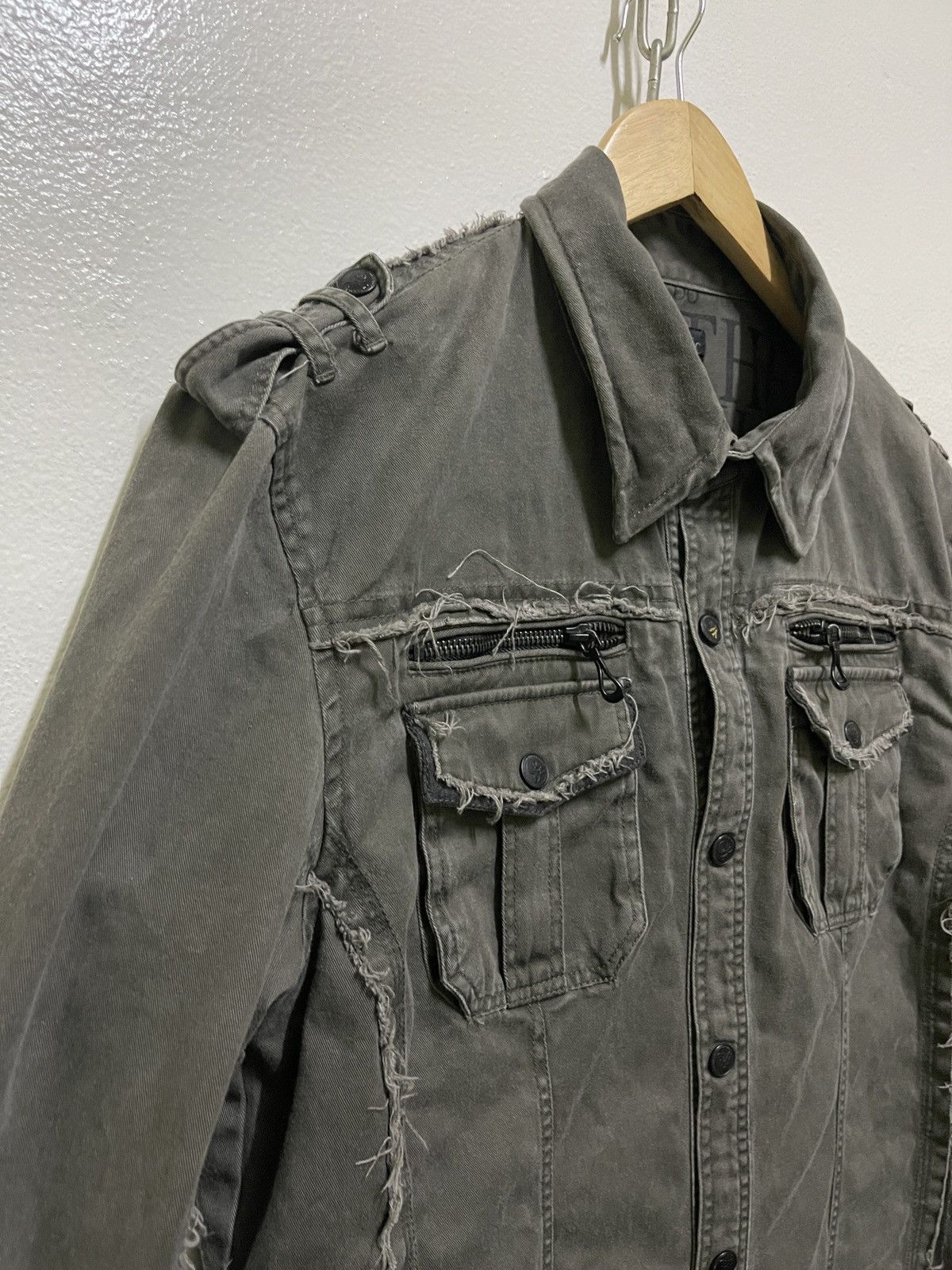 In The Attic Army Shirt Distressed Size US XL / EU 56 / 4 - 2 Thumbnail