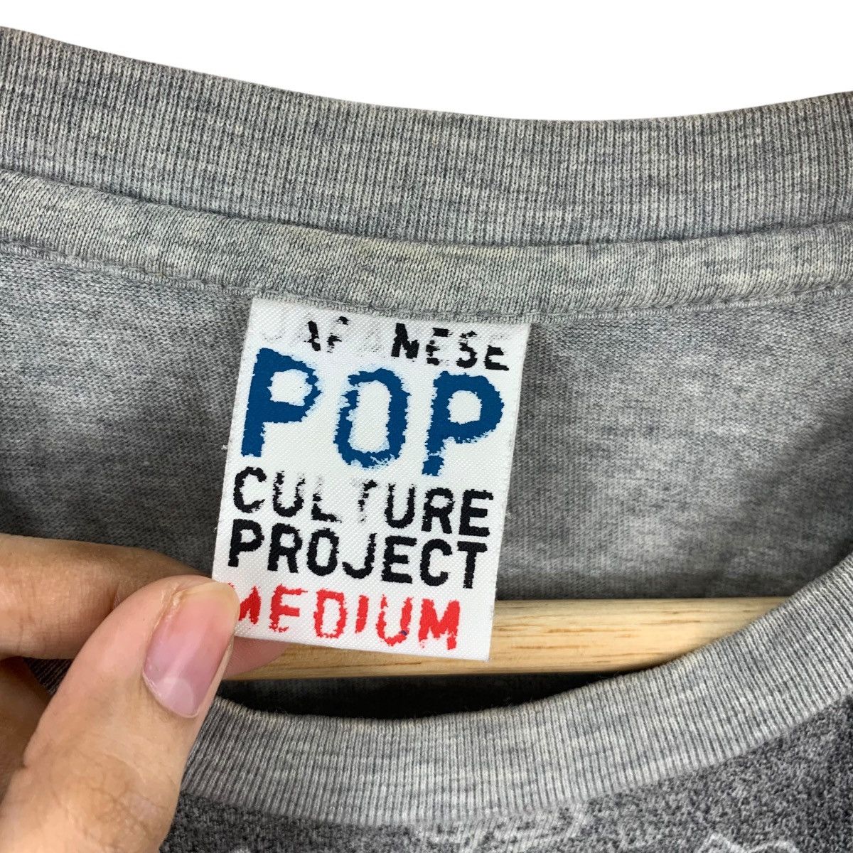Uniqlo UNIQLO x Japanese Pop Culture Project Paisley Design Tee Size S / US 4 / IT 40 - 7 Thumbnail
