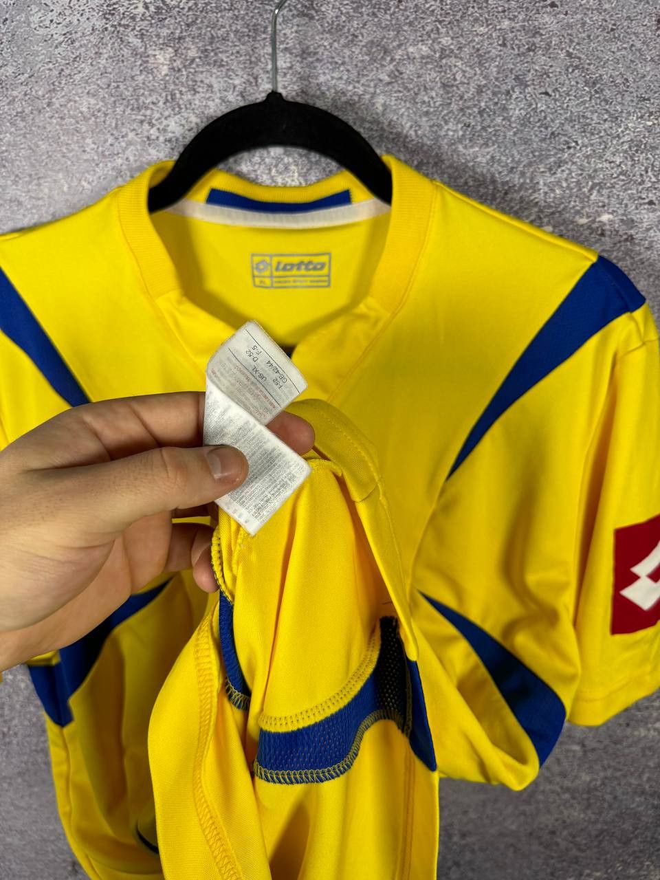Lotto Sport × Vintage Vintage Ukraine National Team 2006 Lotto Soccer Jersey Large Size US L / EU 52-54 / 3 - 9 Thumbnail