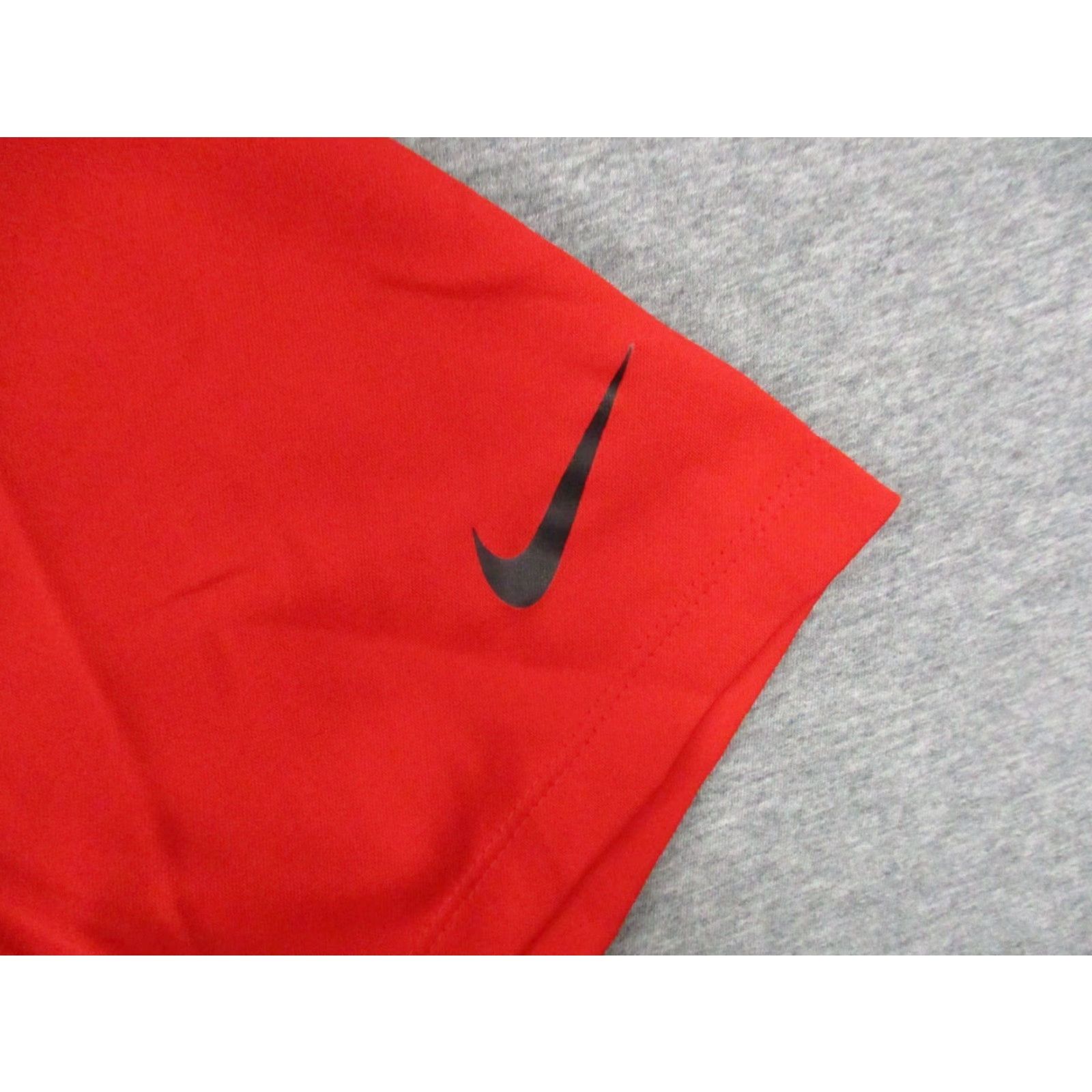 Nike Nike Golf Dri Fit Polo Shirt L Men Red Black Swoosh Polo Shirt Mens Nike Golf DRi-Fit Red Black Swoosh Size US L / EU 52-54 / 3 - 3 Thumbnail