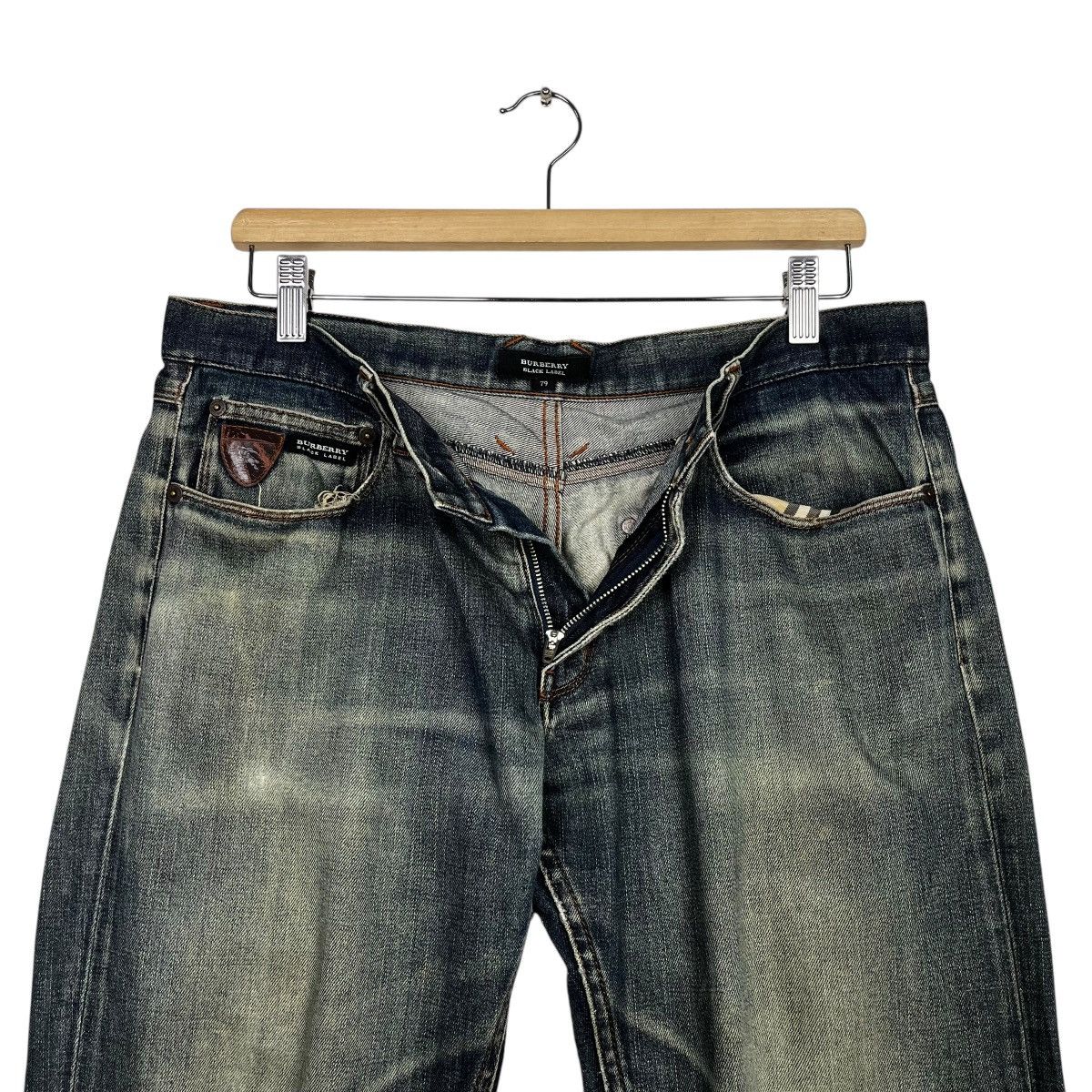 Burberry Vintage Burberry Black Label Distressed Denim Jeans Size US 33 - 15 Thumbnail