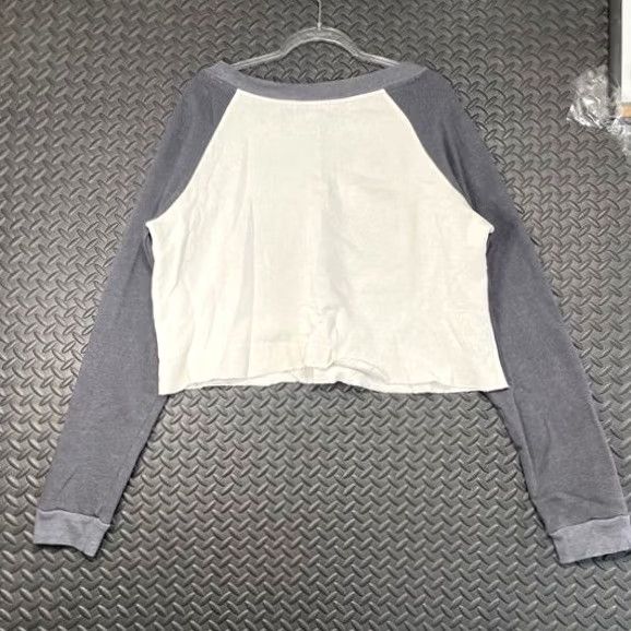 Wildfox Wild Fox Cocktail Connoisseur Gray Cropped Pullover Sweater Women's S Size S / US 4 / IT 40 - 2 Thumbnail