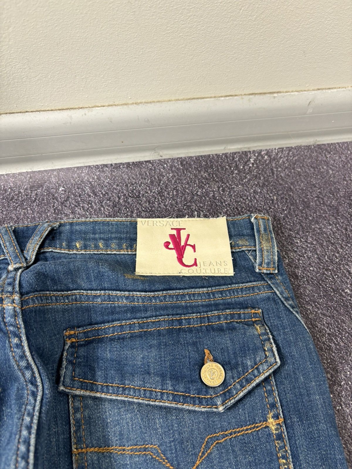 Versace Jeans Couture Versace Jeans Couture Women’s Faded Blue Denim Cropped Jeans Size 30" / US 8 / IT 44 - 16 Thumbnail