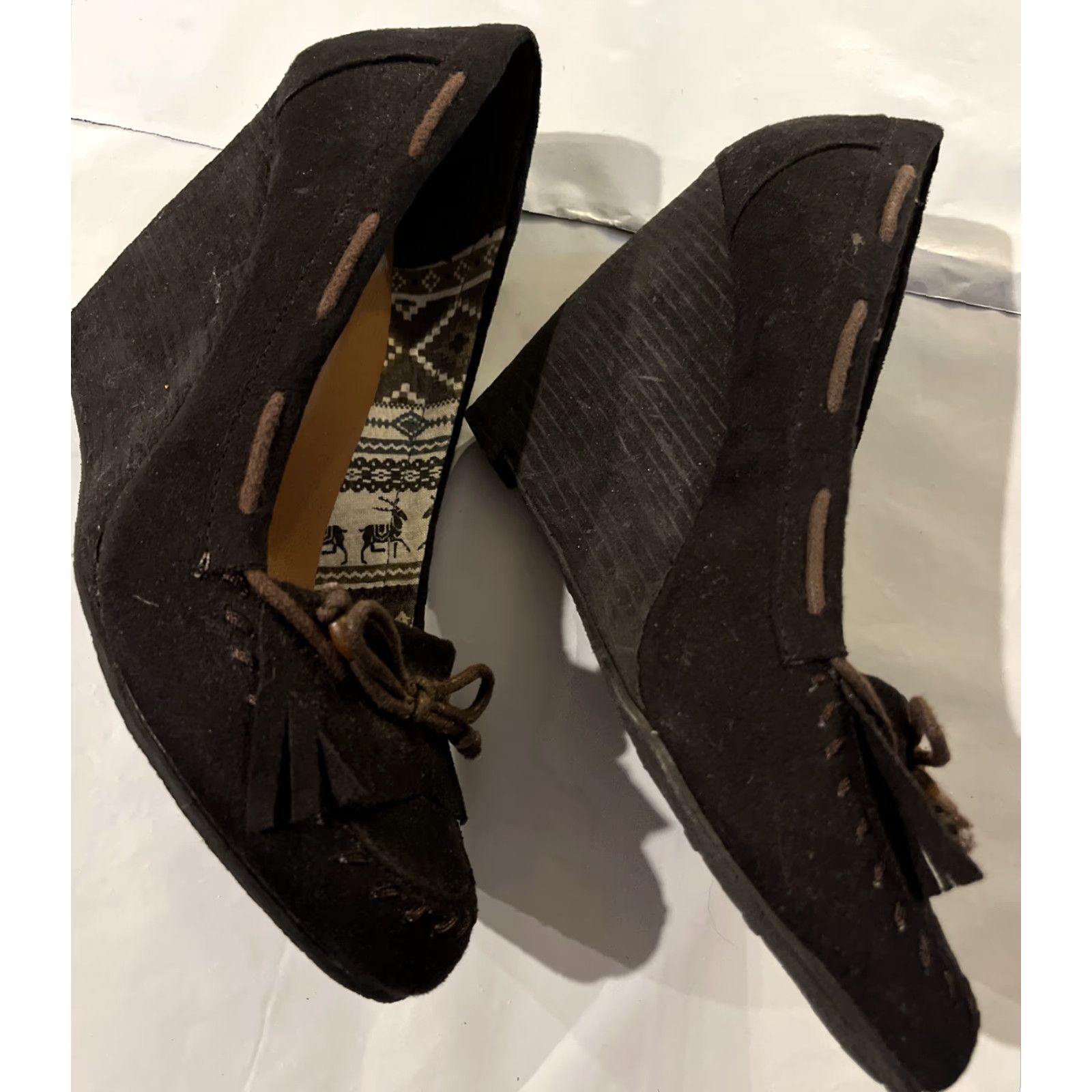 Vintage Bakers Brown Suede Wedges 4” Heel Slip On Bow Fringe Kilties Leather Upper Womens 7.5 EU 7.5 US 7.5 AU High Heel Casual Size US 8 / IT 38 - 4 Thumbnail