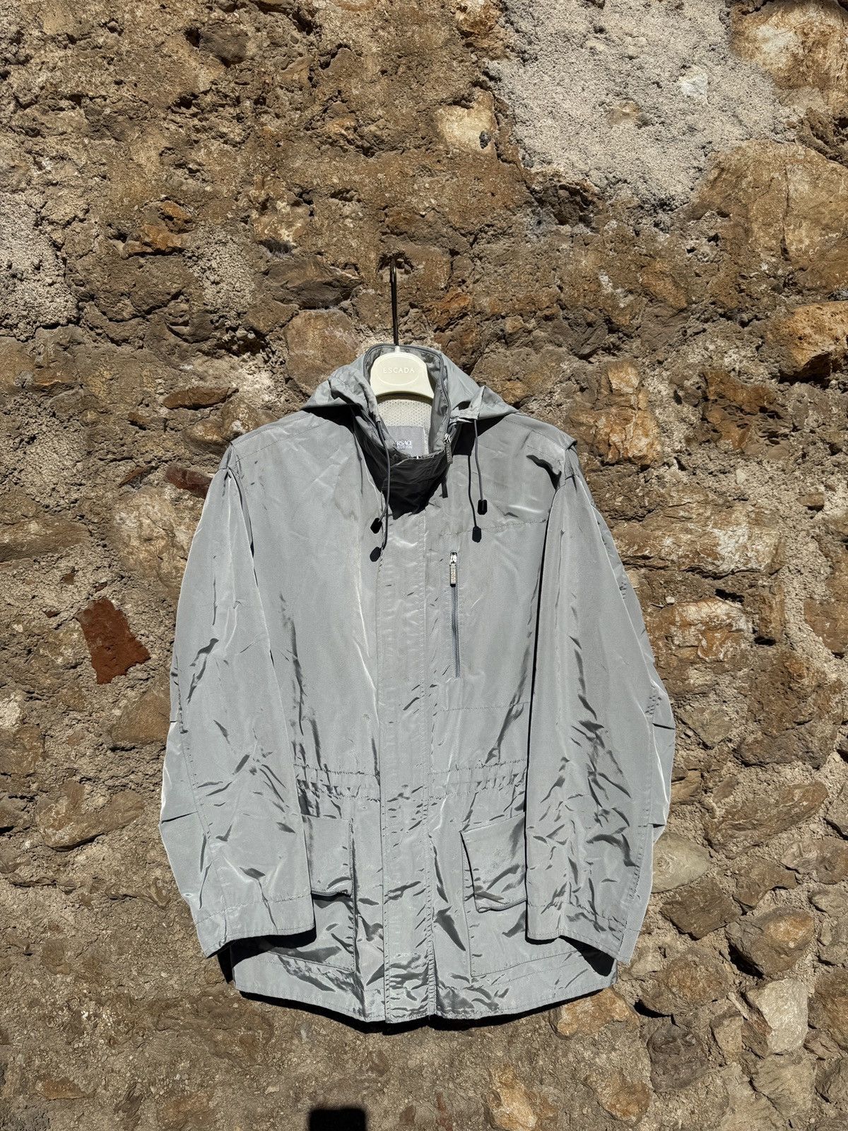 Versace Rare Archivo !!! VERSACE JEANS COUTURE windbreaker jacket Size US M / EU 48-50 / 2 - 2 Thumbnail
