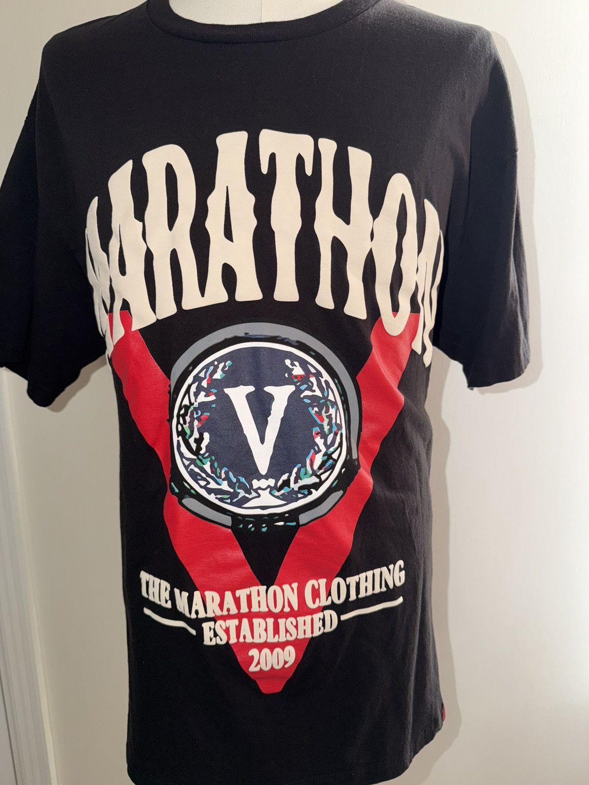 Other Marathon Clothing Vintage Victory V Black T-Shirt Size XL Size US XL / EU 56 / 4 - 2 Thumbnail