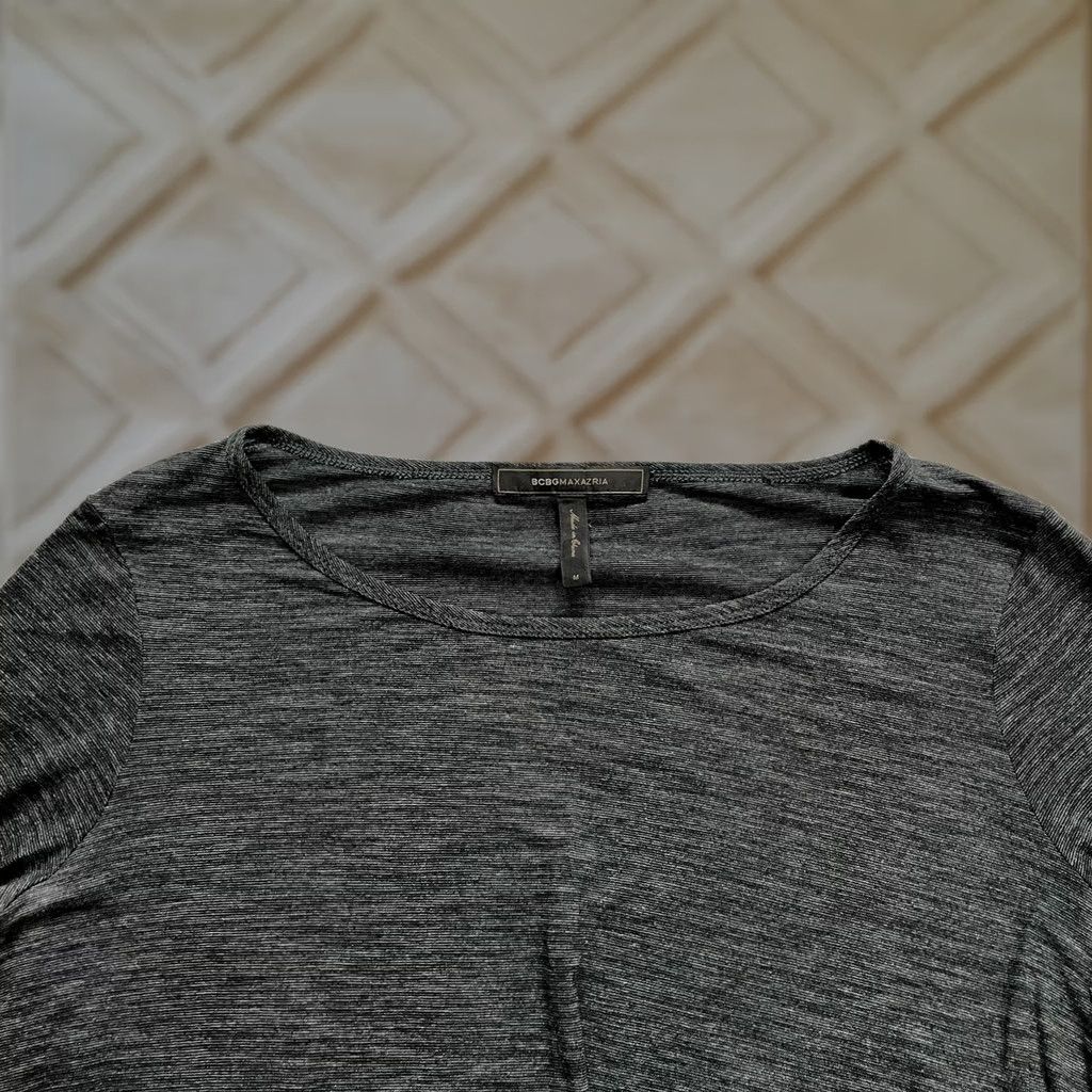 Bcbgmaxazria BCBGMAXAZRIA Tunic Blouse Womens Medium Dark Gray Long Sleeve Round Neck Pullover Knit Polyester Viscose Color Gray Adult Womens Size M / US 6-8 / IT 42-44 - 1 Thumbnail