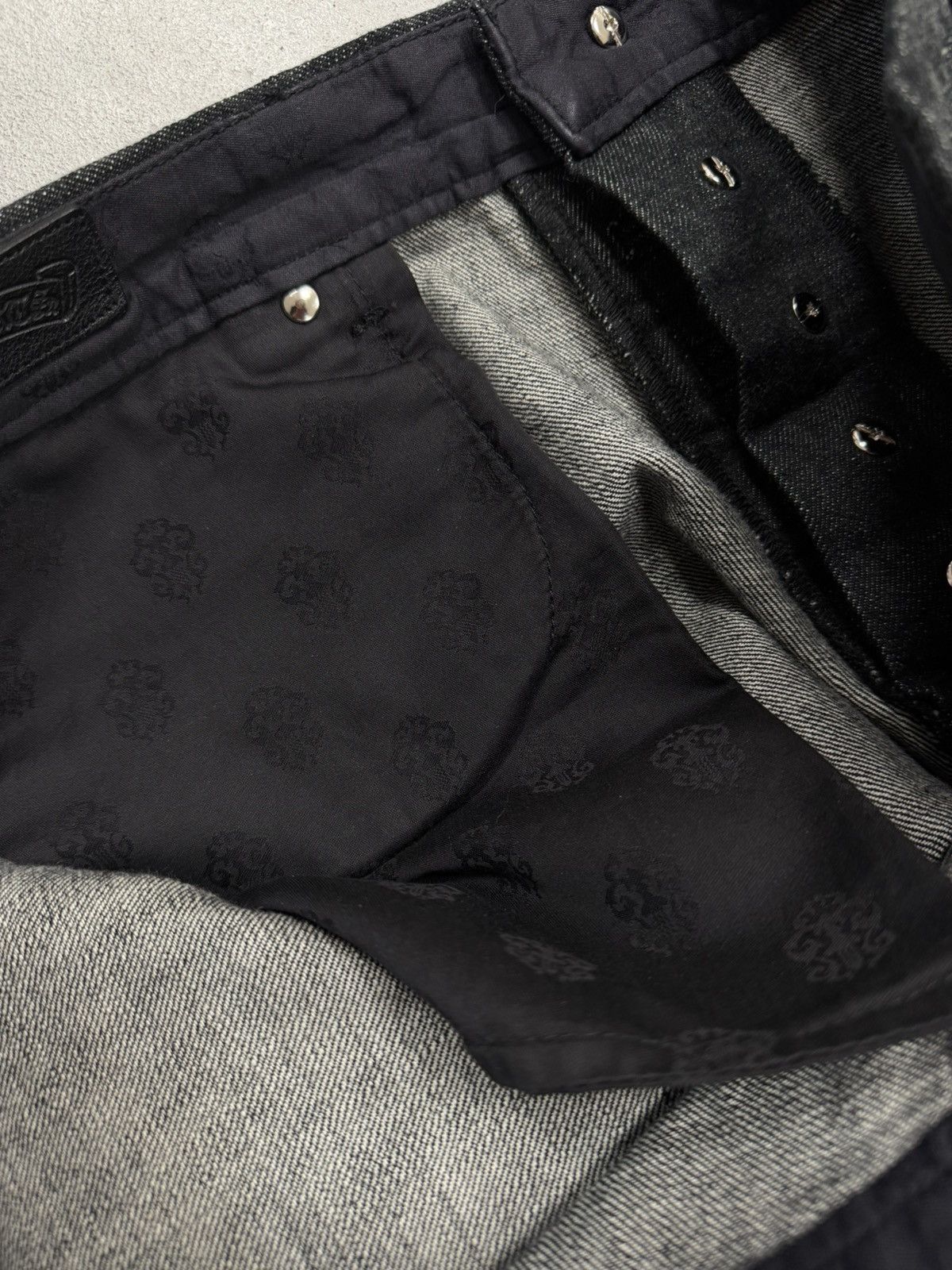 Chrome Hearts Chrome Hearts Star Patch Le Fleur Knee Denim Jeans W38 Size US 38 / EU 54 - 23 Thumbnail