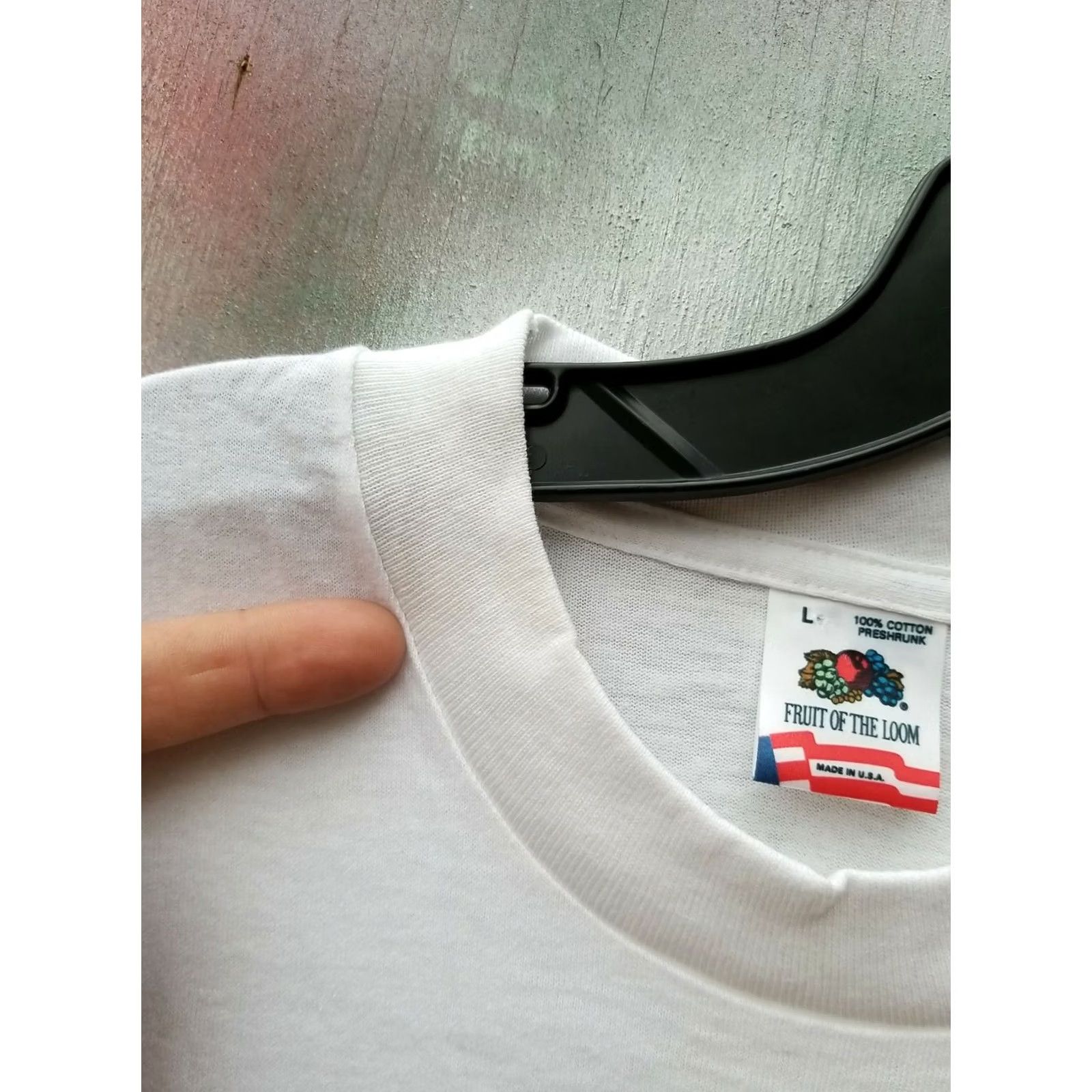 Fruit Of The Loom VINTAGE Fruit of the Loom Logo Script Spell out Cotton tee t shirt Long Sleeve White L Adult Unisex 90s Mens Womens Boys Girls Shirt T-Shirt 80s 90s Size US L / EU 52-54 / 3 - 4 Thumbnail