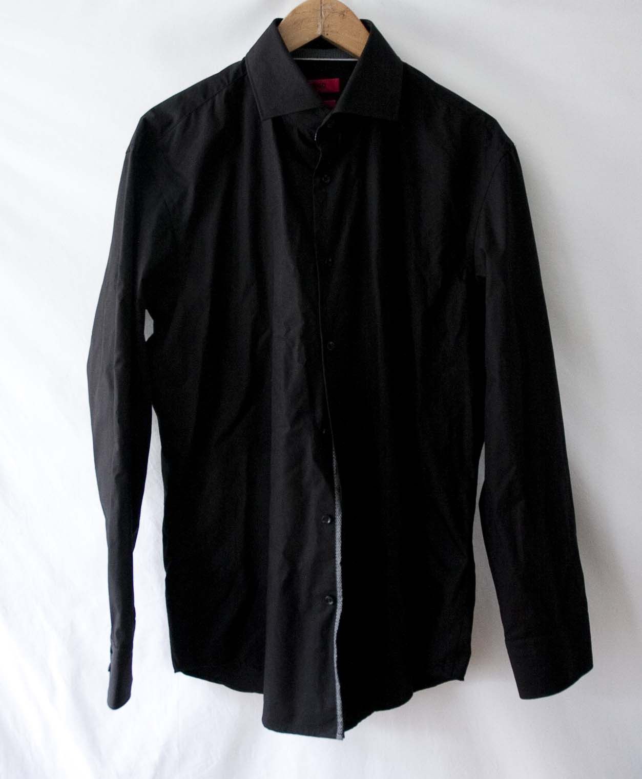 Hugo Boss Hugo Boss Shirt Size 16.5 /42 Black Size 42R - 1 Thumbnail