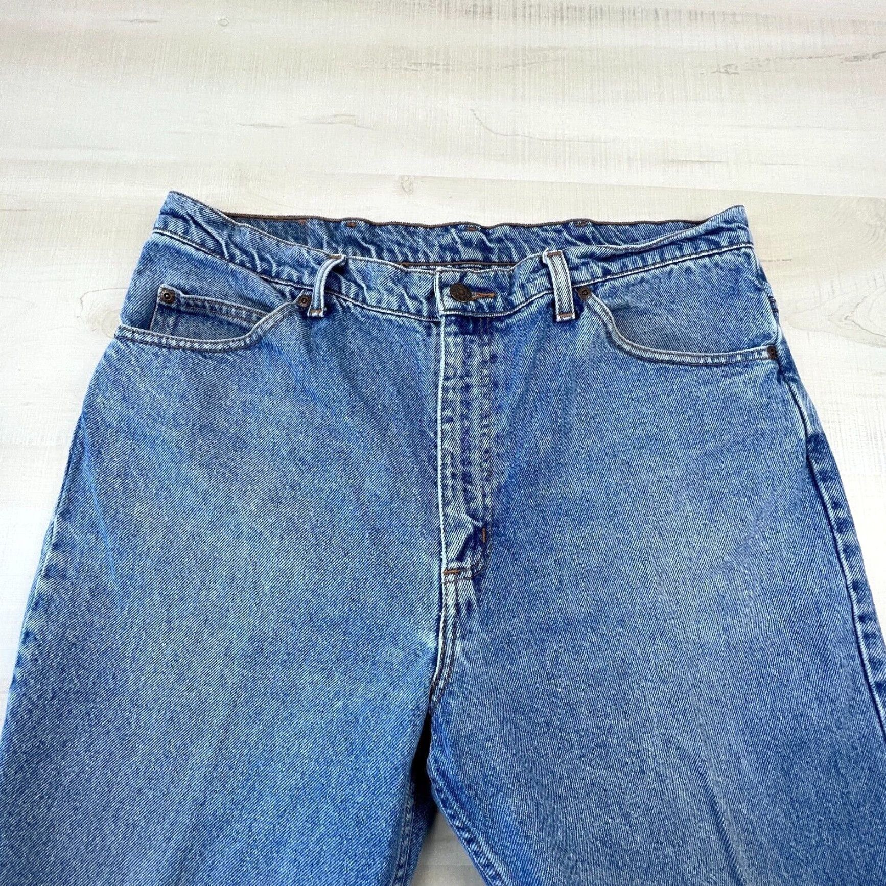 Vintage Plain Pockets Mens Jeans Blue Straight Medium Wash Denim 36X32 Size US 36 / EU 52 - 2 Thumbnail