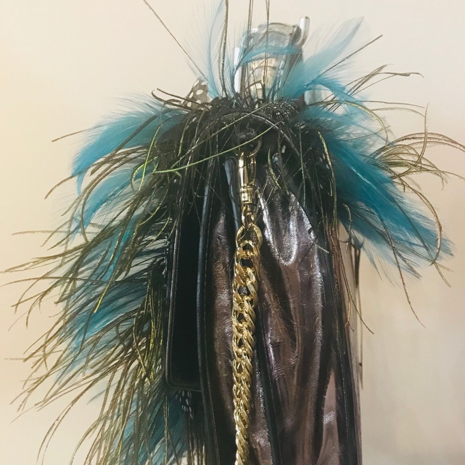 & Other Stories Made in Italy Python skin with feathers handbag Size ONE SIZE - 3 Thumbnail