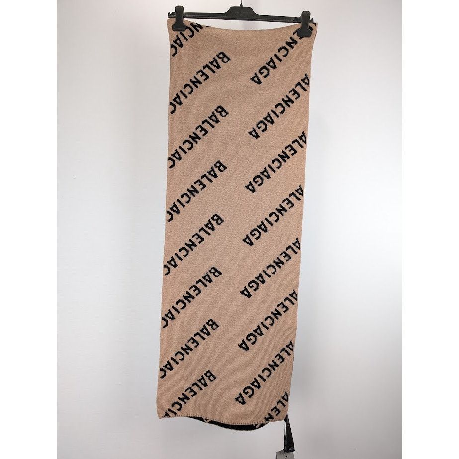 Balenciaga o1rshd1 Size: OS / Logo Scarf in Beige Size ONE SIZE - 2 Thumbnail