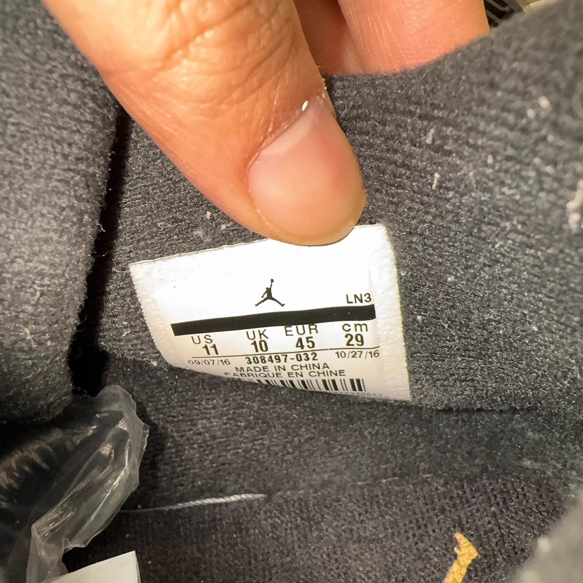 Other Jordan AJ4 Black Gold 45 Near New Size US 12 / EU 45 - 7 Thumbnail