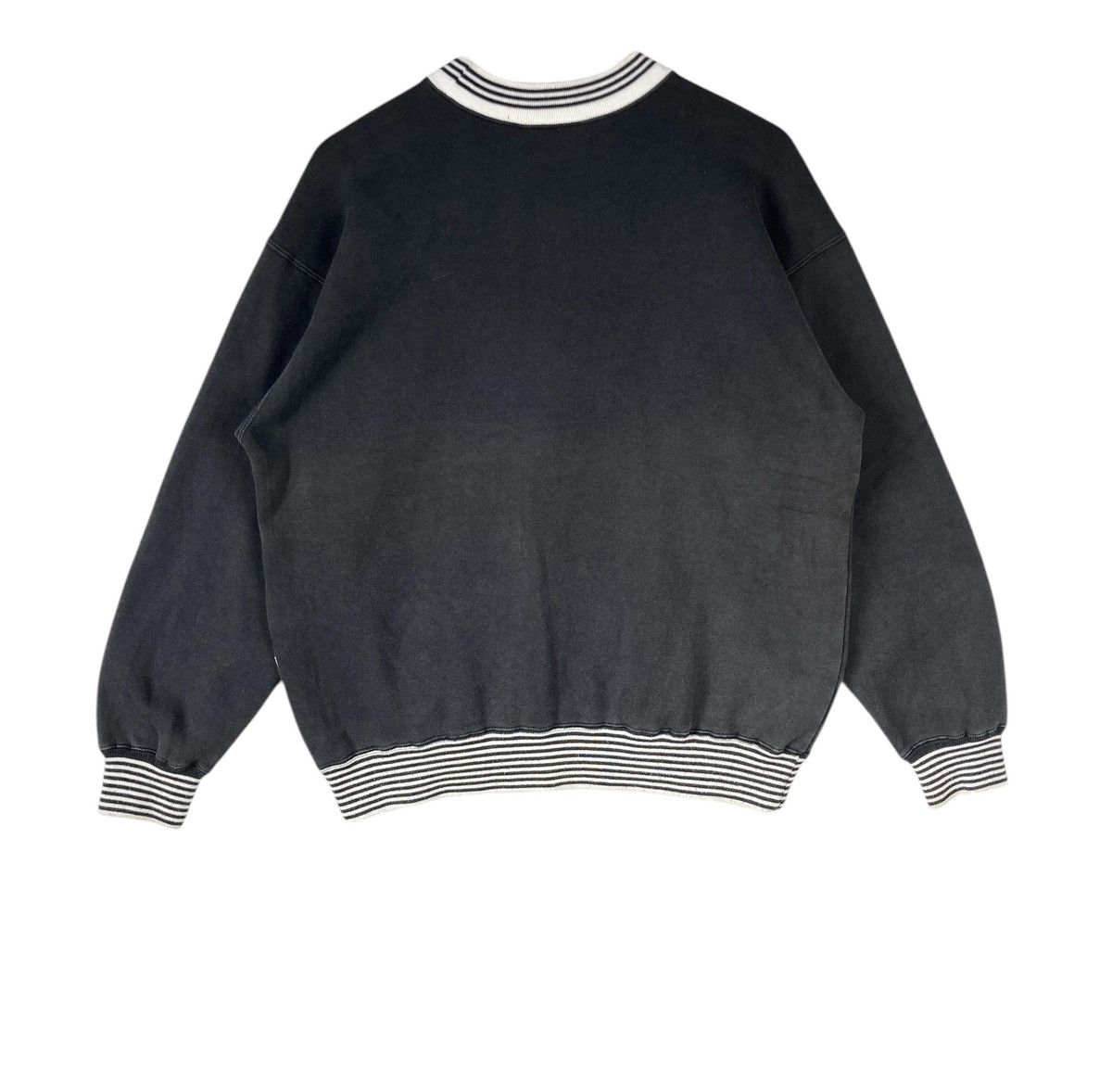 Alien Workshop × Vintage Vintage 90s Alien Workshop Skateboard Sweatshirt Size US L / EU 52-54 / 3 - 3 Thumbnail