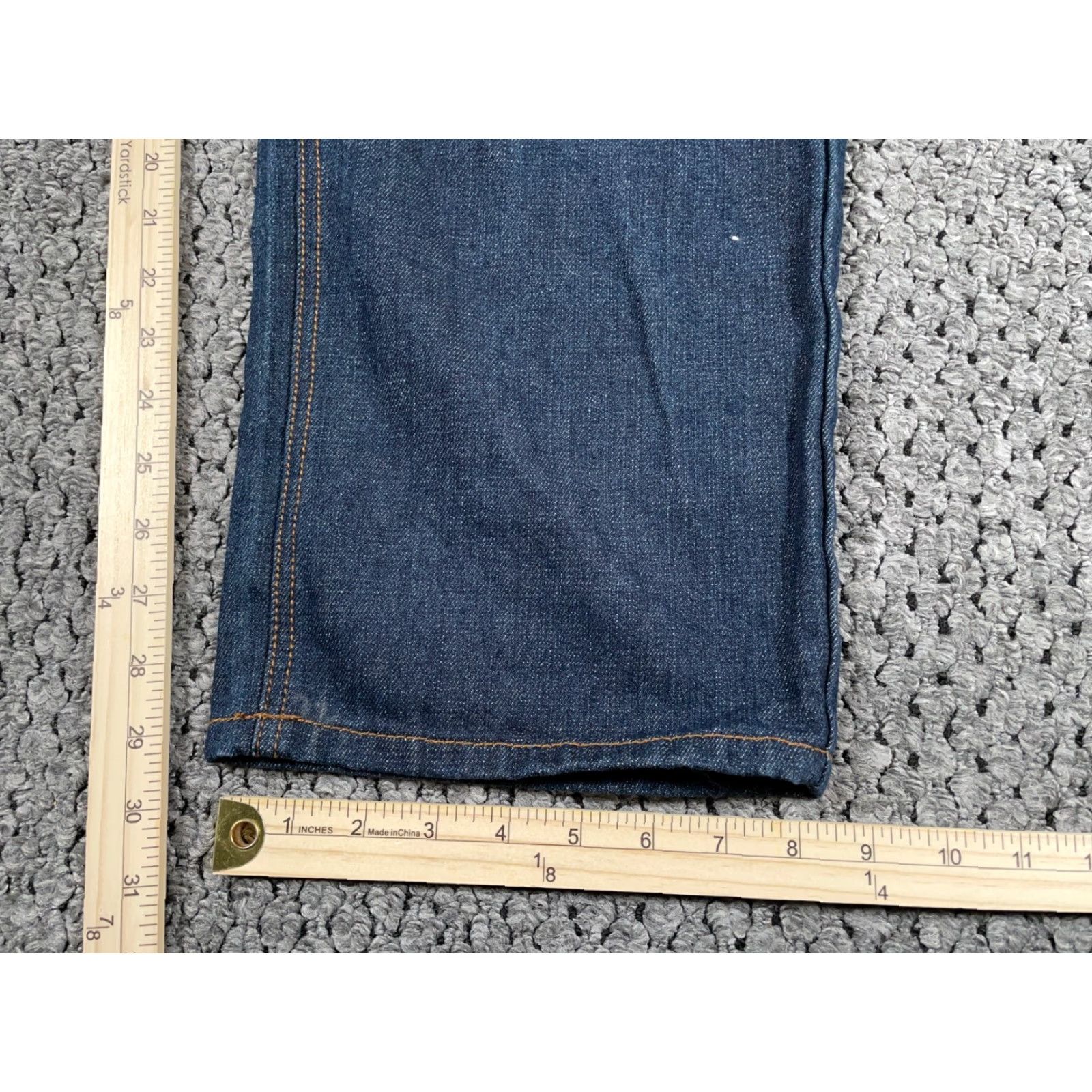 Akademiks VINTAGE Akademiks Jeans Tapered 36 x 32 Men Dark Blue Denim 90s Hip Hop Retro Embroidered Pockets 5-Pocket Regular Rise Mid Size US 32 / EU 48 - 6 Thumbnail