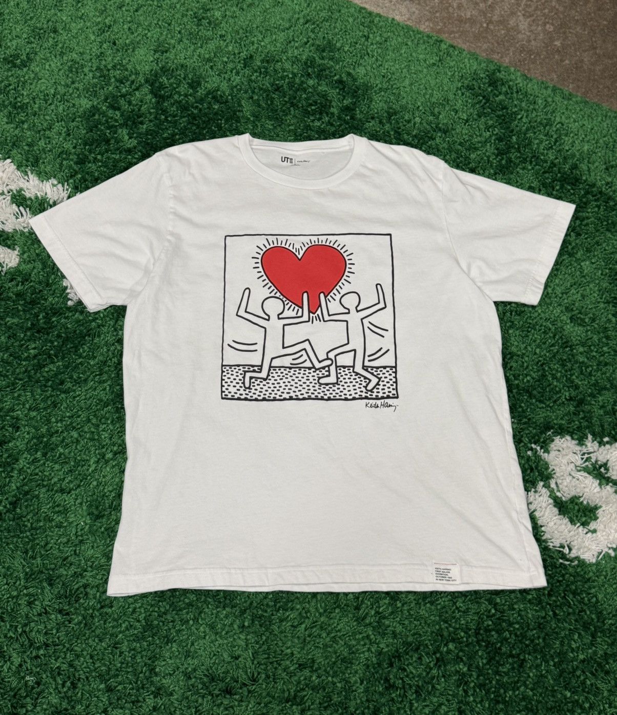 Keith Haring Keith Haring x Uniqlo Heart Art Logo Love Tee XL White Size US XL / EU 56 / 4 - 1 Thumbnail