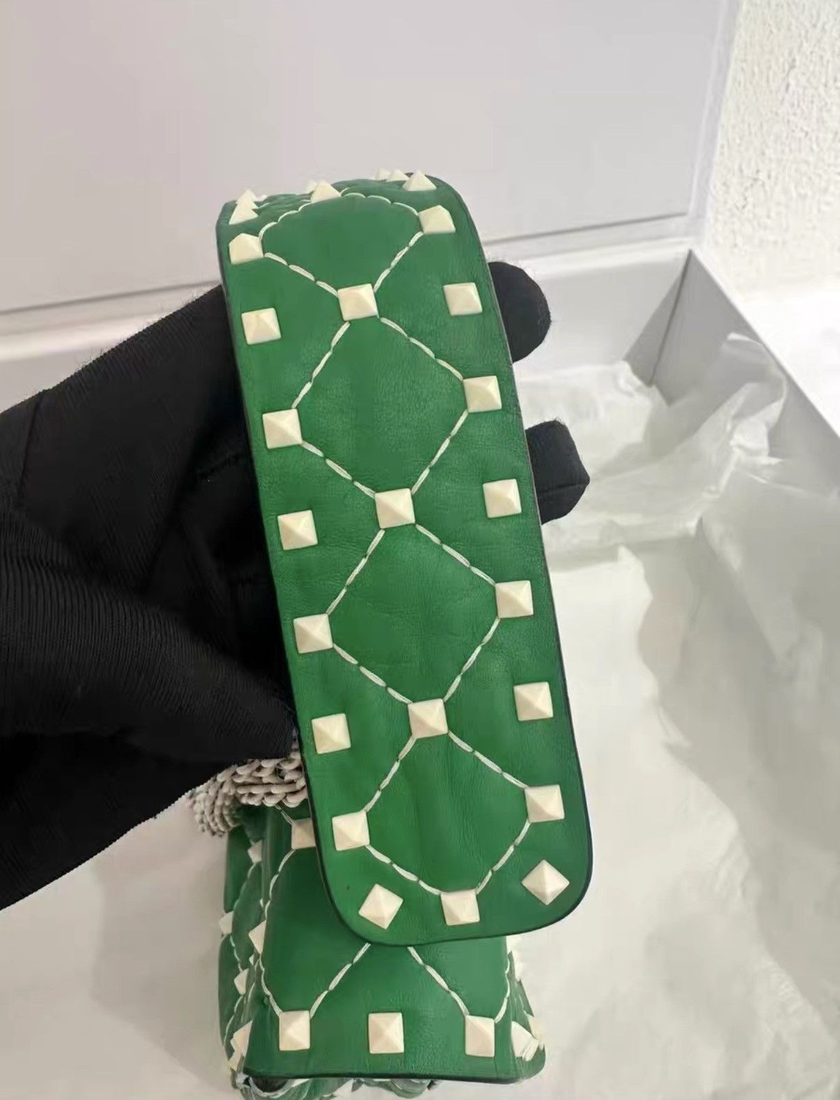 Valentino Valentino Rockstud green rivet chain bag J38 Size ONE SIZE - 8 Thumbnail