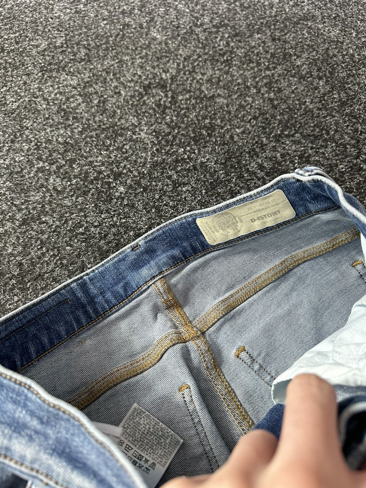 Diesel × Japanese Brand 🚨Diesel Washed Blue White Opium Punk Distressed COPYRIGHT Size 29" - 7 Thumbnail