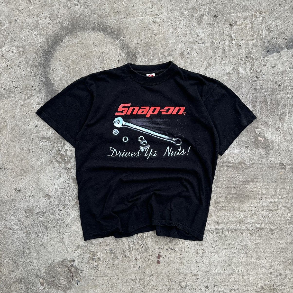 Vintage Vintage T-shirts Snap-ON Big Logo Drivers Y2K Style USA 00s Size US L / EU 52-54 / 3 - 2 Thumbnail