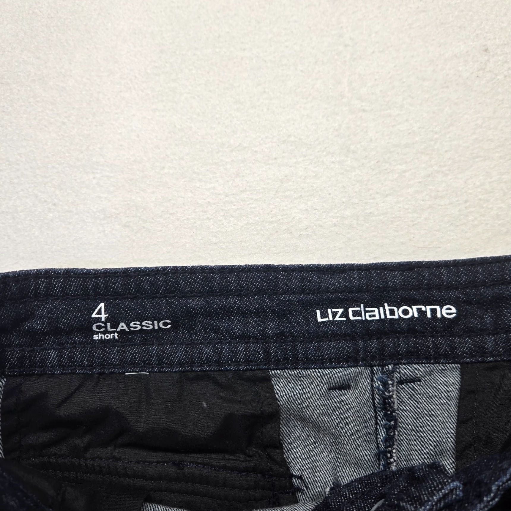 Liz Claiborne Liz Claiborne Denim Jean Shorts Adult Women's Size 4 Blue Dark Denim Chino Pants 90s? Size 27" / US 4 / IT 40 - 2 Thumbnail