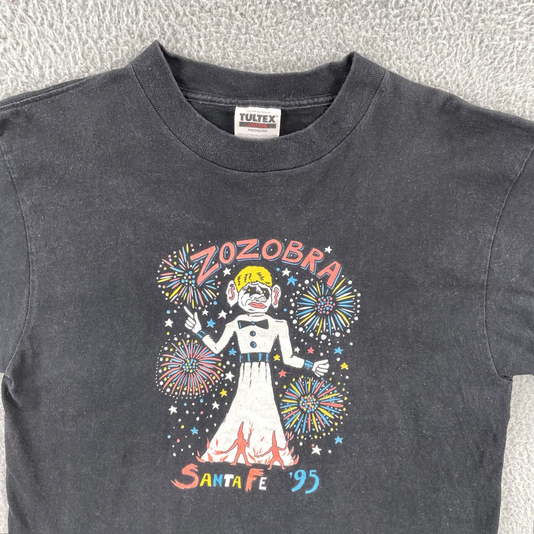Tultex VINTAGE Tultex Mens Large Black Shirt 1995 Zozobra Santa Fe NM Kiwanis Will Shushter Shirt Mens L Black 90s USA Art Size US L / EU 52-54 / 3 - 5 Thumbnail