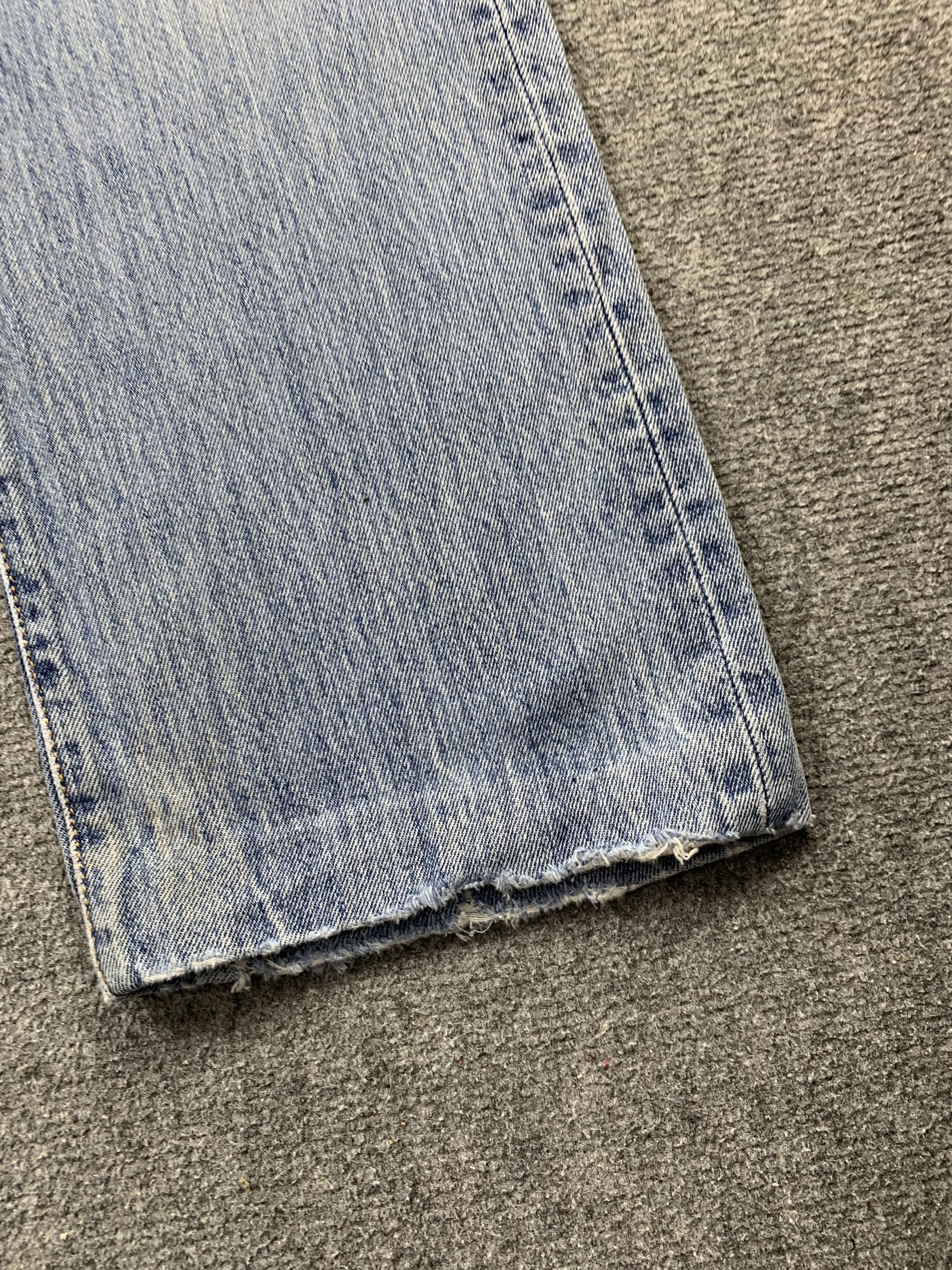 Levi's Vintage Levis 501 Faded Blue Jeans DP2197 Size US 33 - 11 Thumbnail