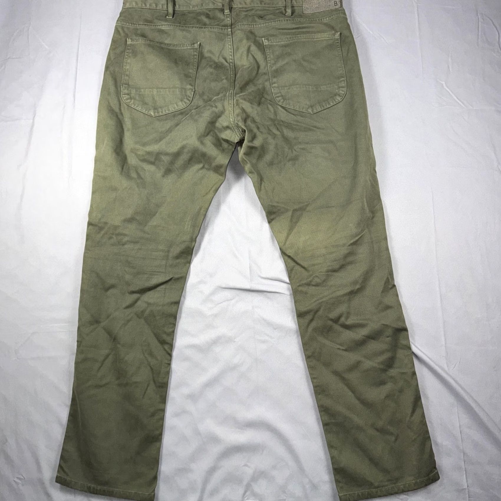 Bonobos Bonobos Pants Mens 35x30 Green Regular Fit Chino 5-Pocket Cotton Spandex Casual Hints: 35/30 Size Regular Inseam 30" Olive Green Size US 35 - 2 Thumbnail
