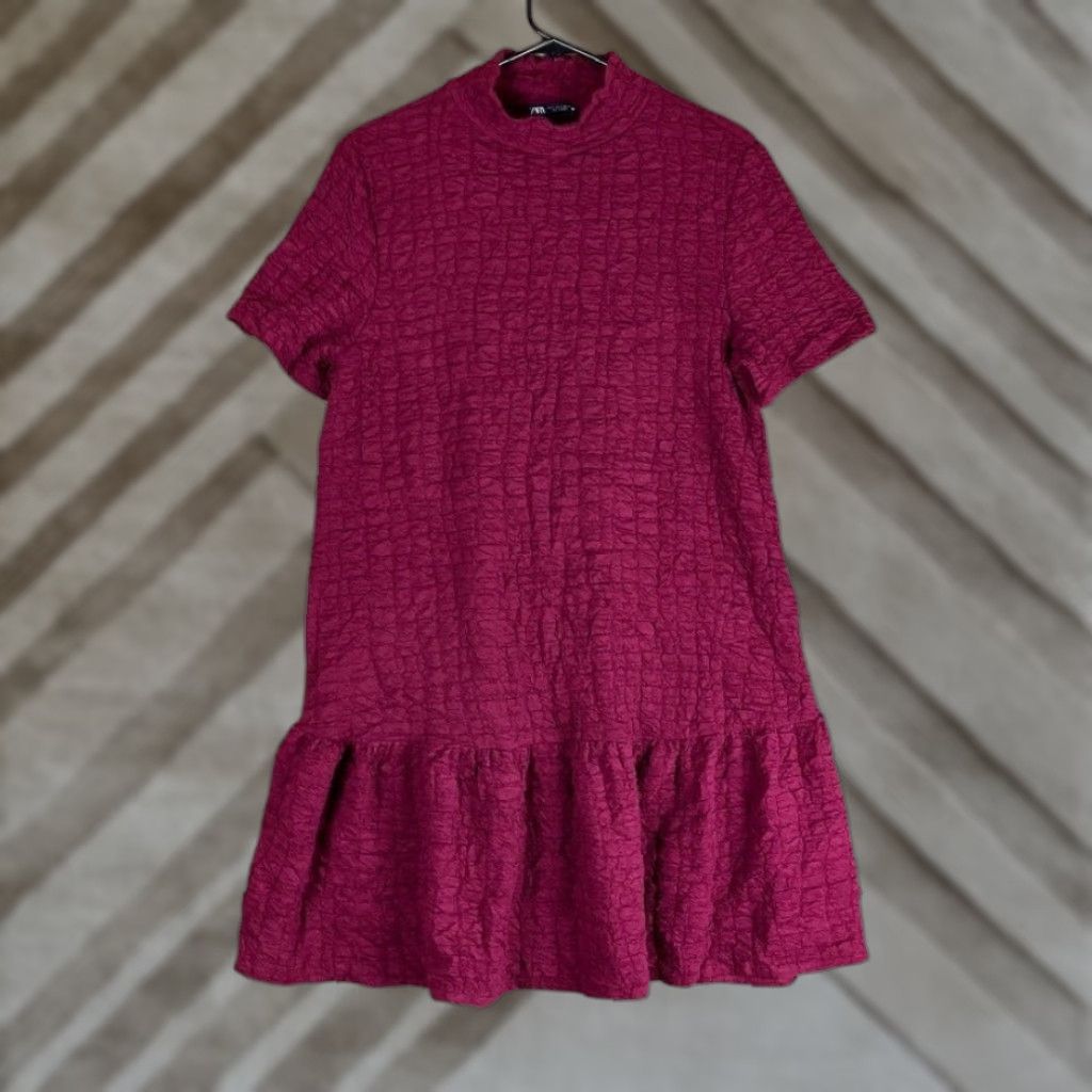 ZARA Womens Dress Red Mock Neck Textured Short Sleeve Stretch Ruffle Large  Dress