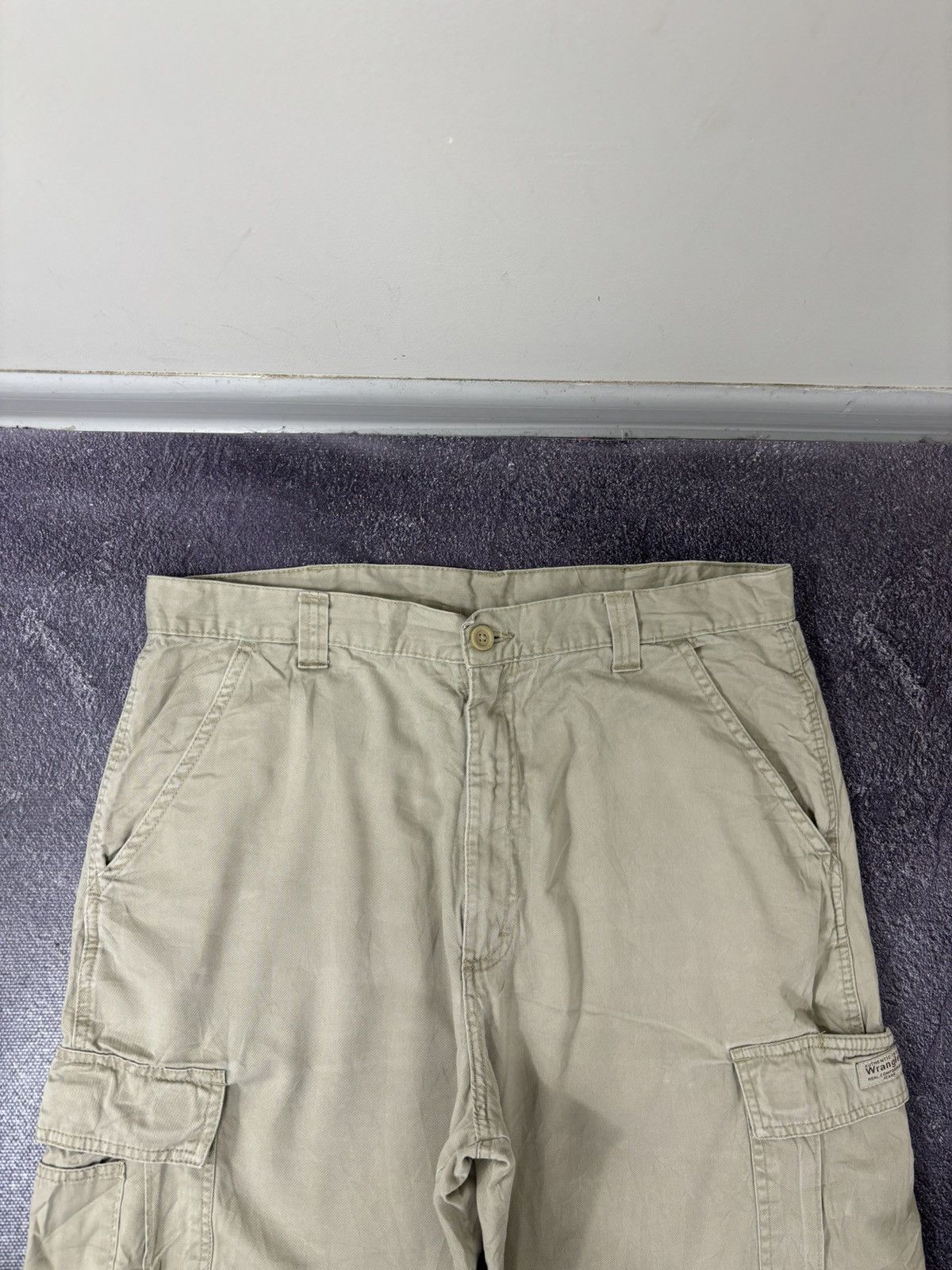 Vintage Vintage Wrangler Y2K Utility Military Hype Cargo Shorts Size US 36 / EU 52 - 8 Thumbnail