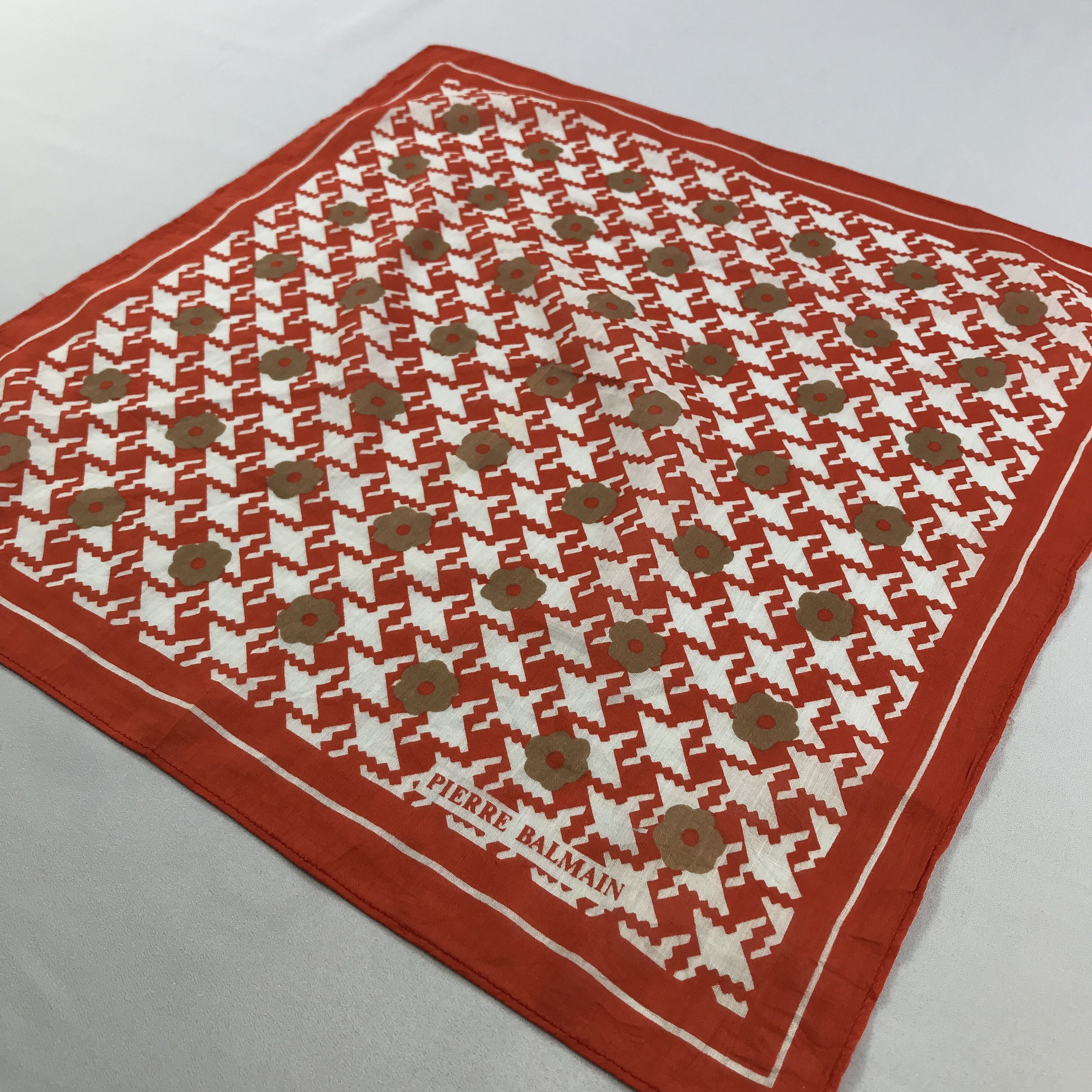 Pierre Balmain × Vintage Pierre Balmain Bandana / Handkerchief / Neckerchief - S2666 Size ONE SIZE - 2 Thumbnail
