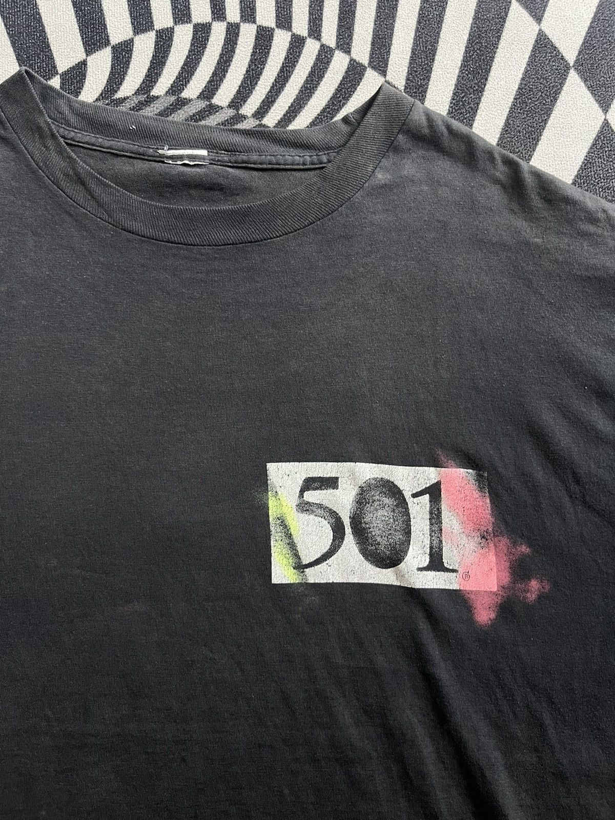 Levi's Vintage Levi’s 501 1989’s collections (sun fade) tshirt Size US XL / EU 56 / 4 - 6 Thumbnail