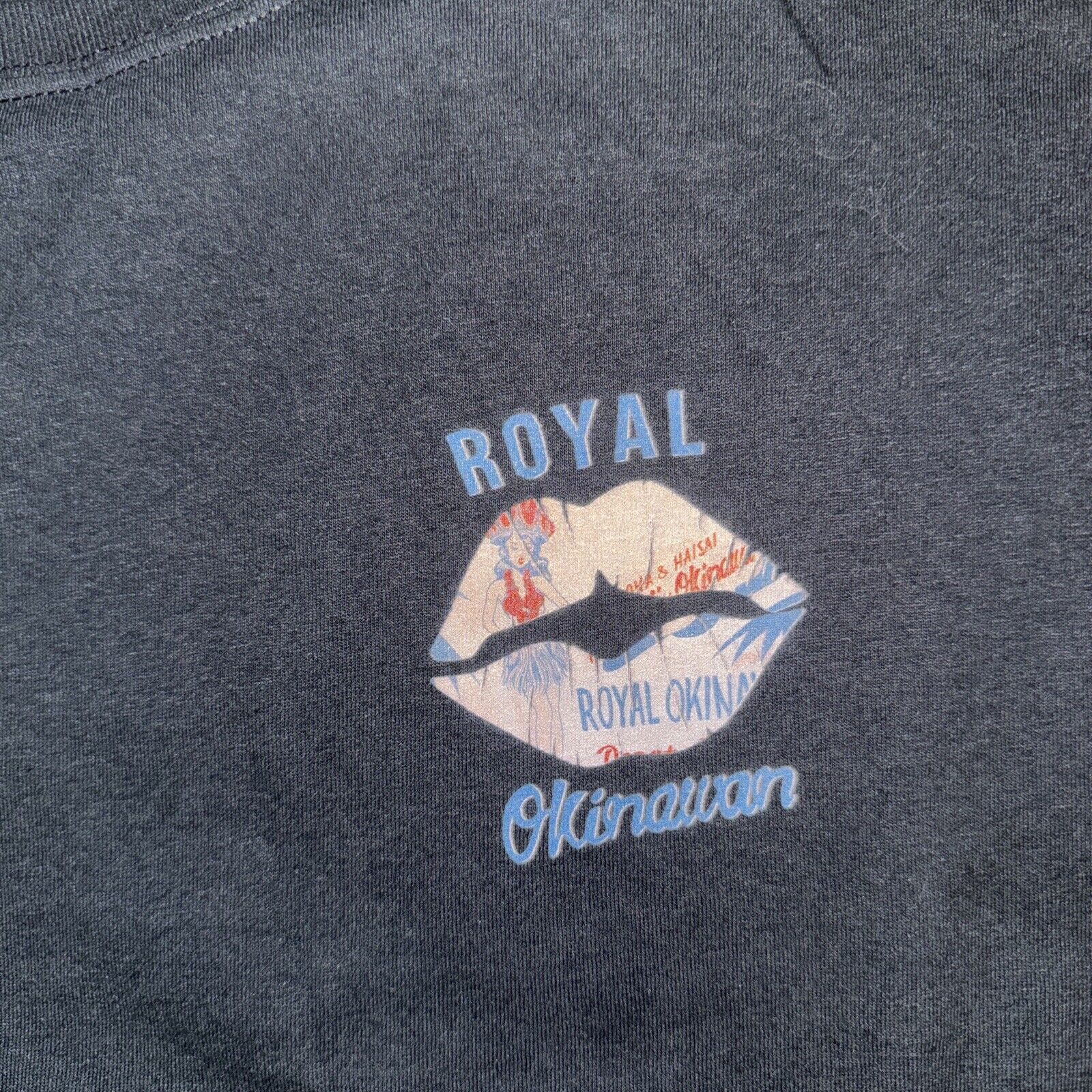 Japanese Brand × Vintage Royal Okinawan T-Shirt Black Large Hula Hawaiian Girl 21x28 Size US L / EU 52-54 / 3 - 4 Thumbnail