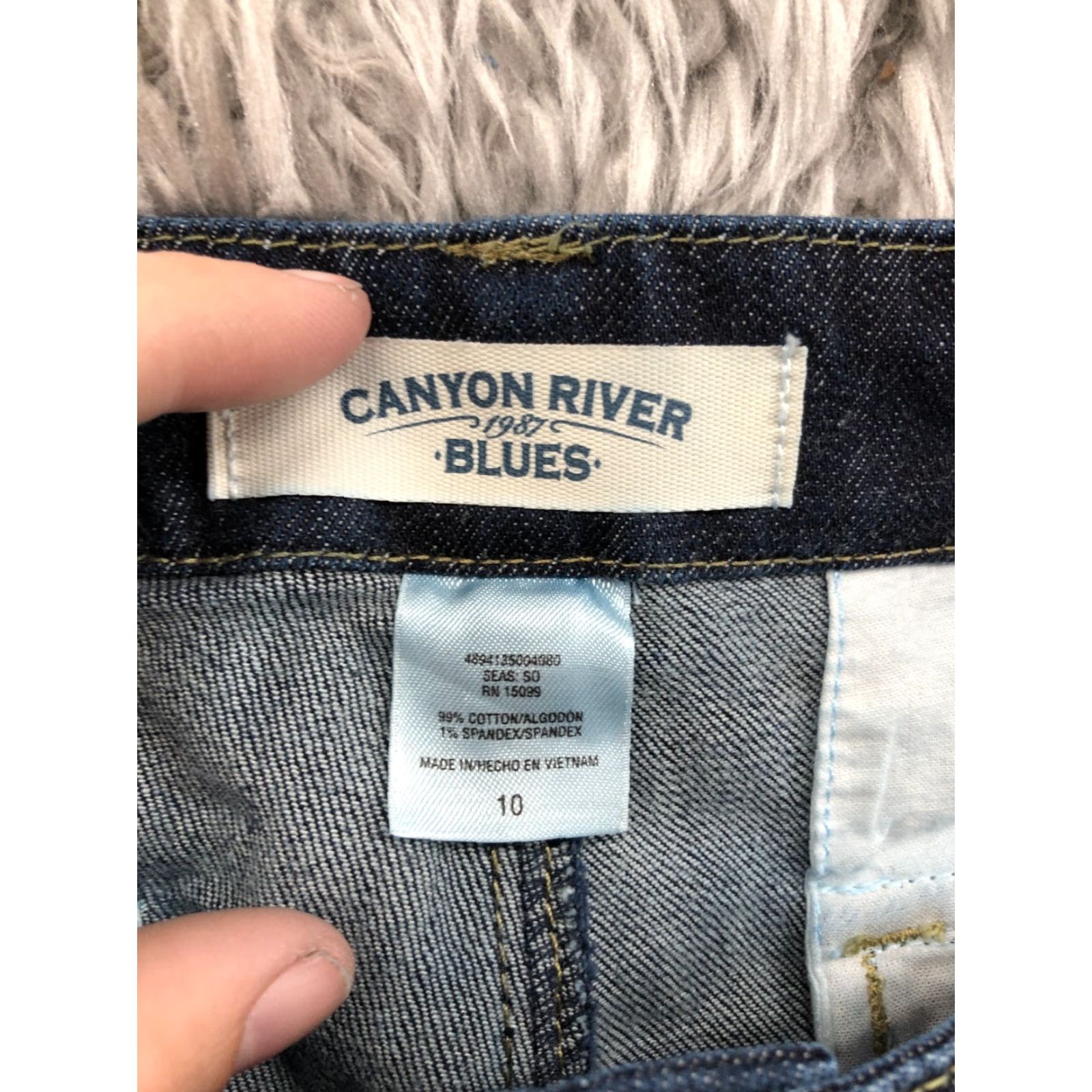 Vintage Canyon River Blues Bermuda Shorts Women Size 10 Mid Rise Dark Wash Blue Denim Size 32" / US 10 / IT 46 - 7 Thumbnail