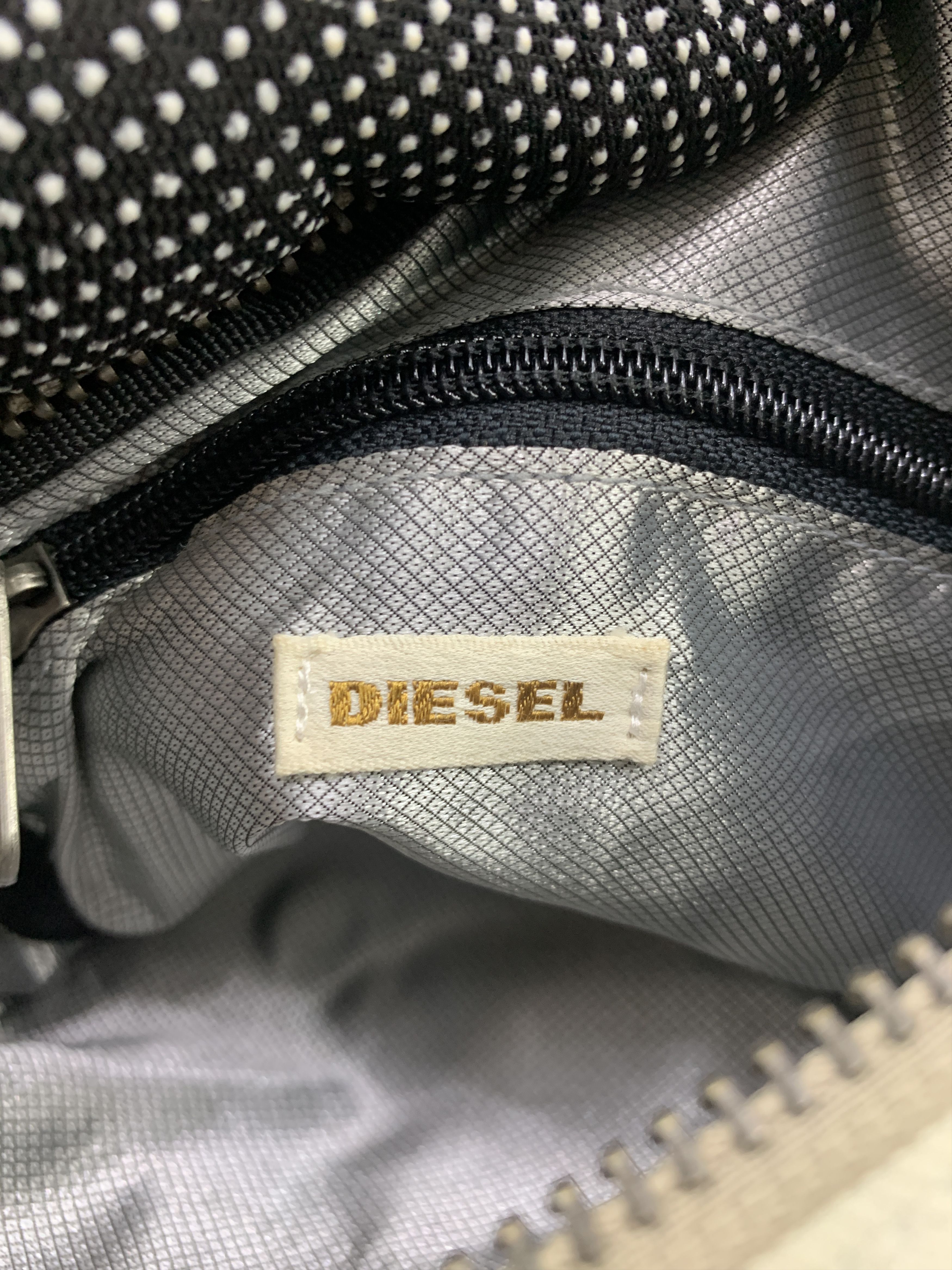 Diesel Diesel Sling Bag White Cream Bag Unisex Size ONE SIZE - 9 Thumbnail