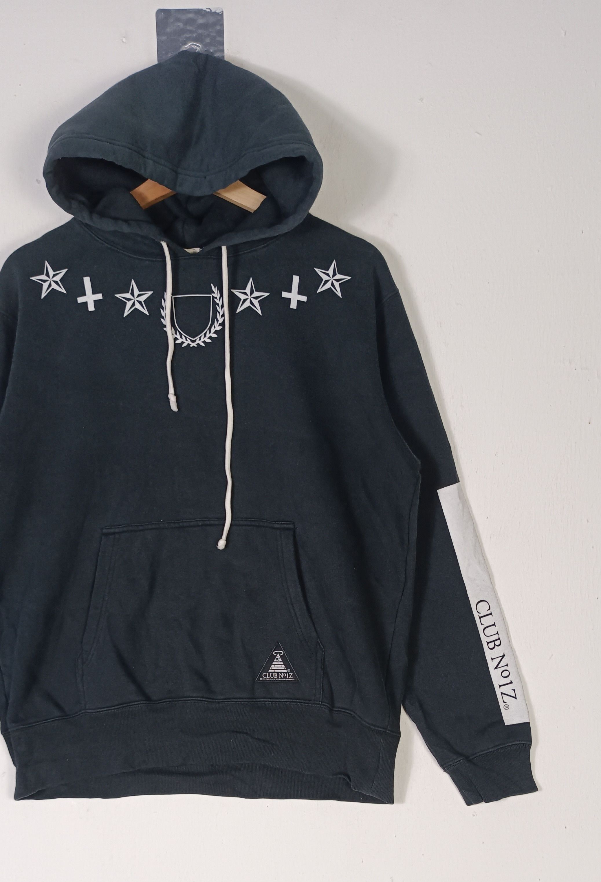 Japanese Brand Club N°1Z Star Emblem Cross Laurel Box Logo Size US L / EU 52-54 / 3 - 4 Thumbnail