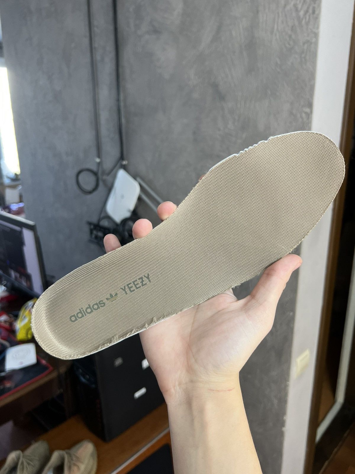 Adidas adidas Yeezy Boost 350 V2 Sand Taupe 44 Size US 10 / EU 43 - 8 Thumbnail