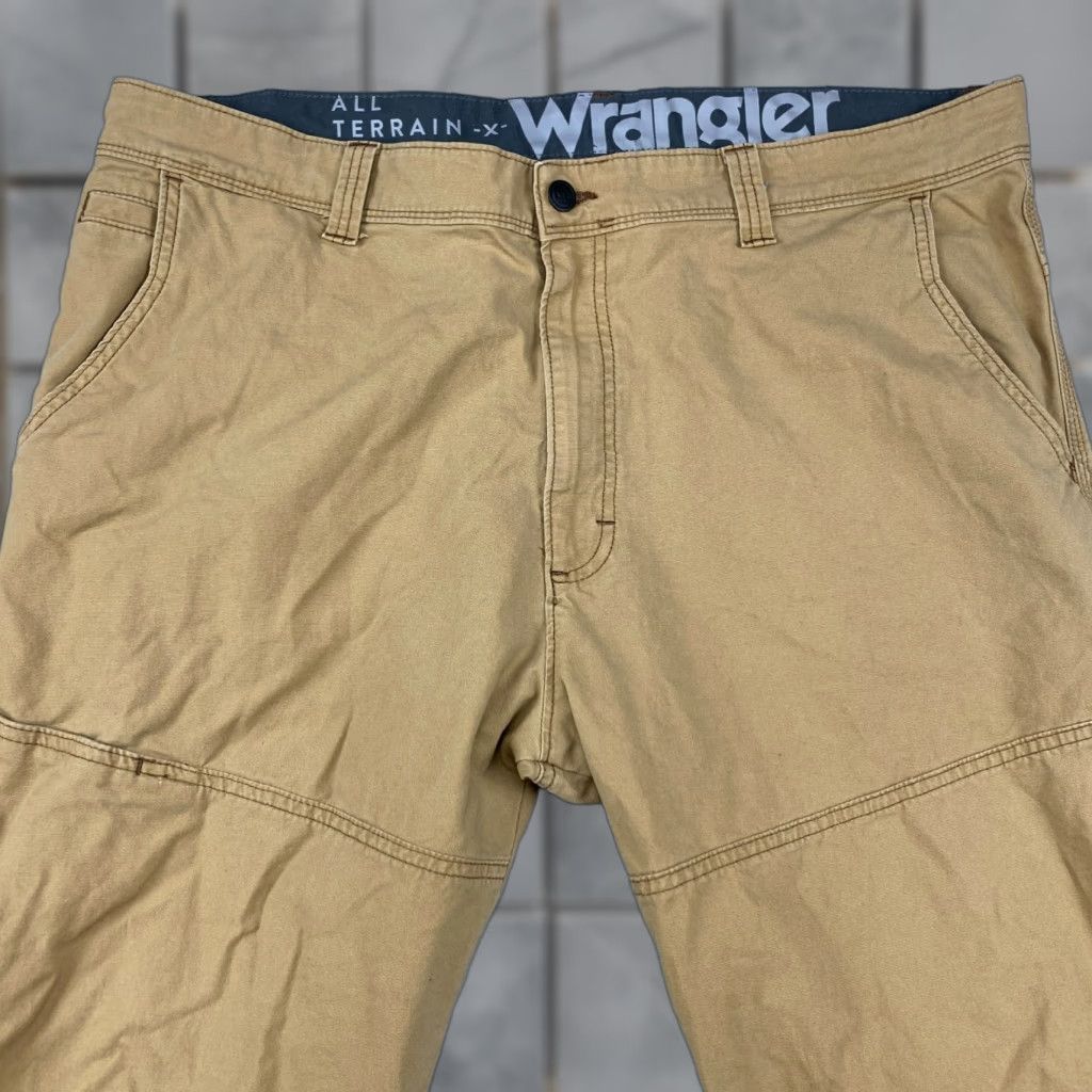 Wrangler Wrangler ATG Pants Mens 40 Tan Canvas Stretch Straight 5-Pocket Utility Belt Loops Zipper Regular Fit Size US 40 / EU 56 - 1 Thumbnail