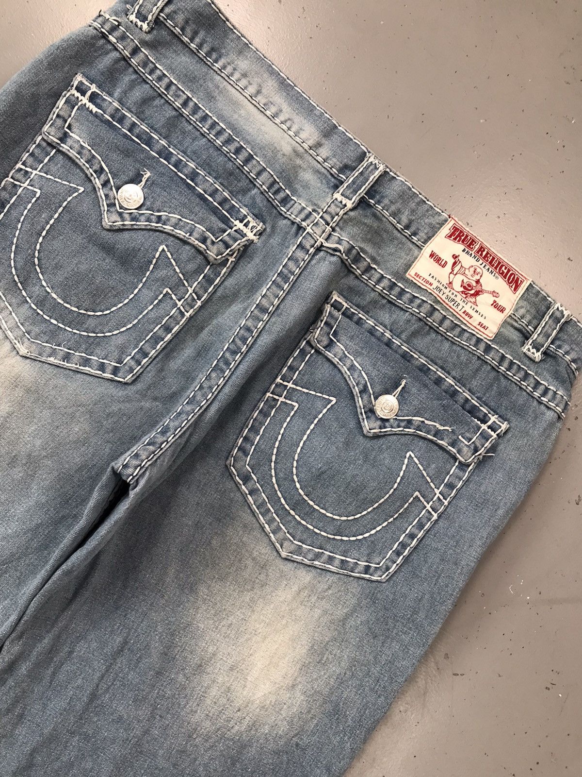True Religion Vintage true religion inspired Joey super T distressed jort Size US 42 / EU 58 - 12 Thumbnail