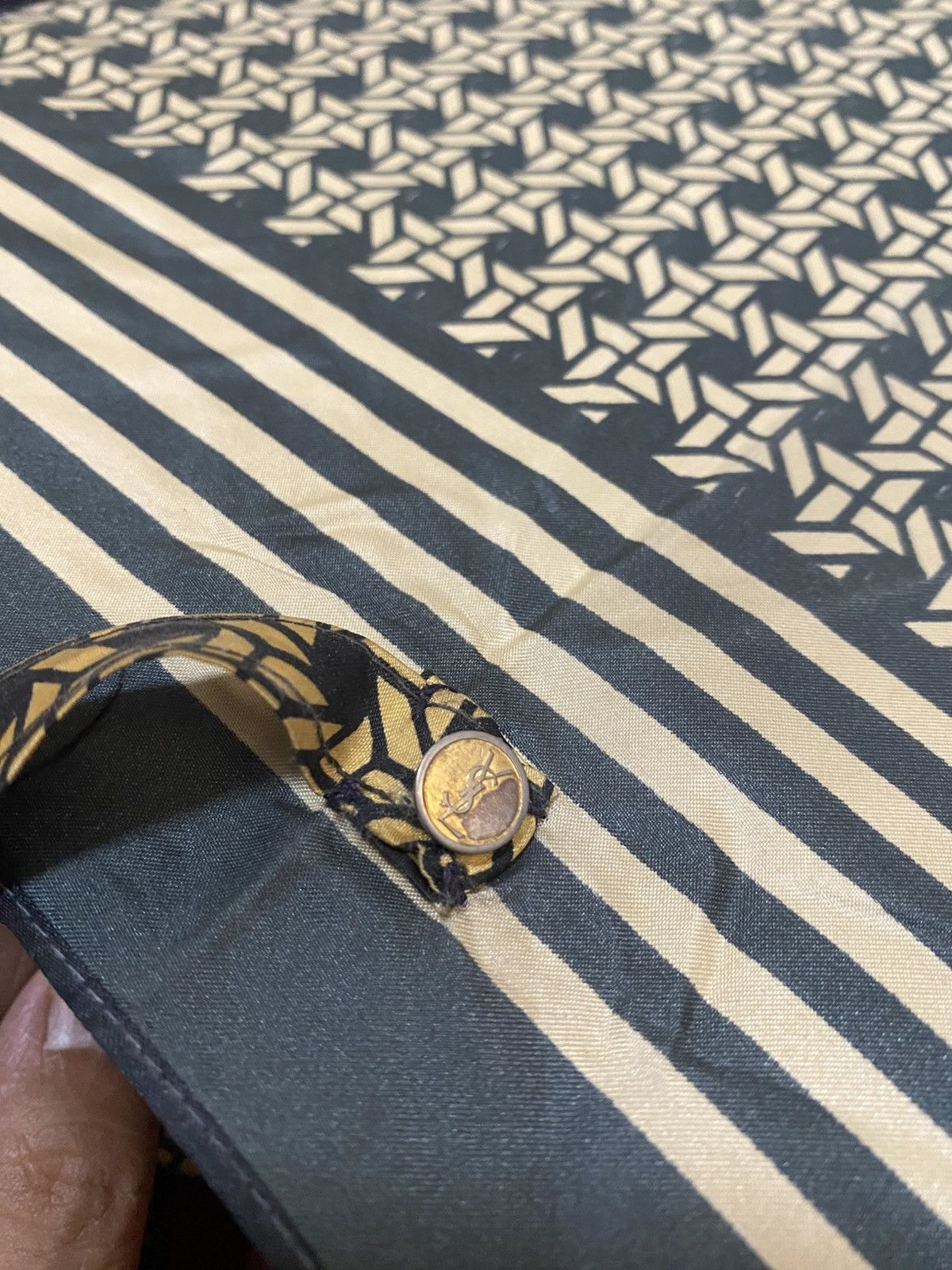 Yves Saint Laurent Vintage over pront Yves Saint Lauren folding umbrella Size ONE SIZE - 5 Thumbnail