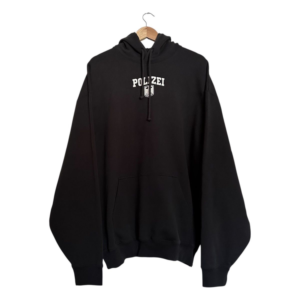 Vetements Vetements Polizei Hoodie Size US S / EU 44-46 / 1 - 1 Thumbnail