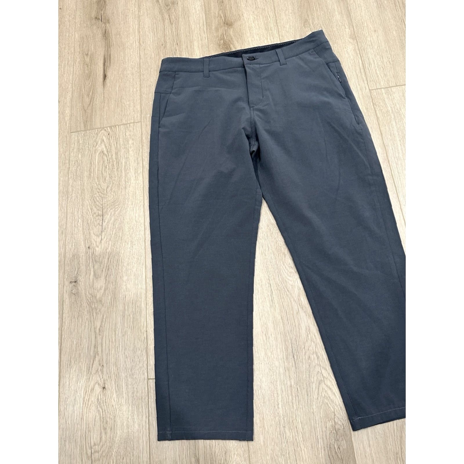 Vuori Vuori Pant Chino Mens 33x25.5 Gray Stretch Regular Lightweight 90s? No Vintage. Size US 33 - 3 Thumbnail