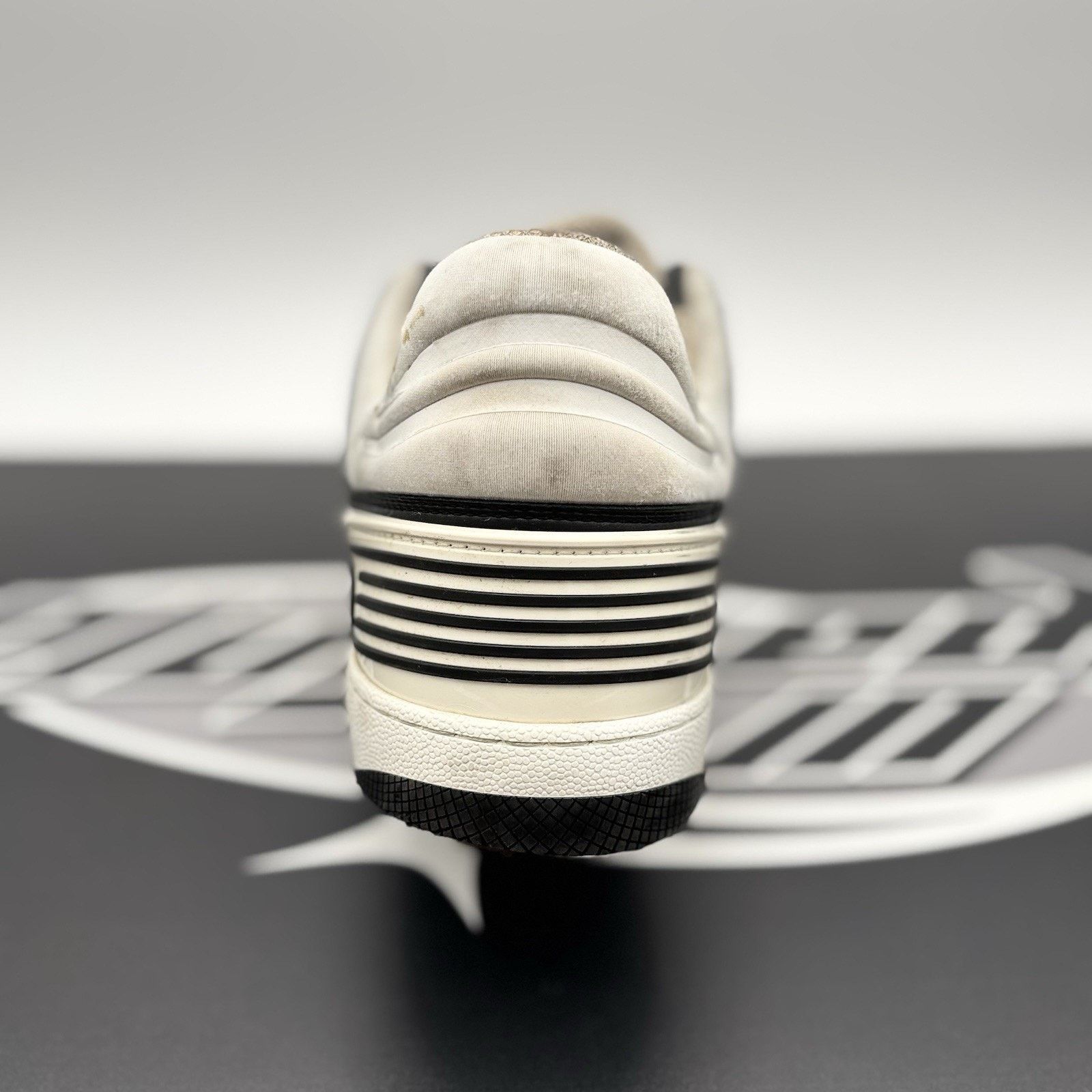 Gucci Size 10 G ( 10.5 US) - Gucci Basket ‘ White, Black ‘ Size US 10.5 / EU 43-44 - 12 Thumbnail