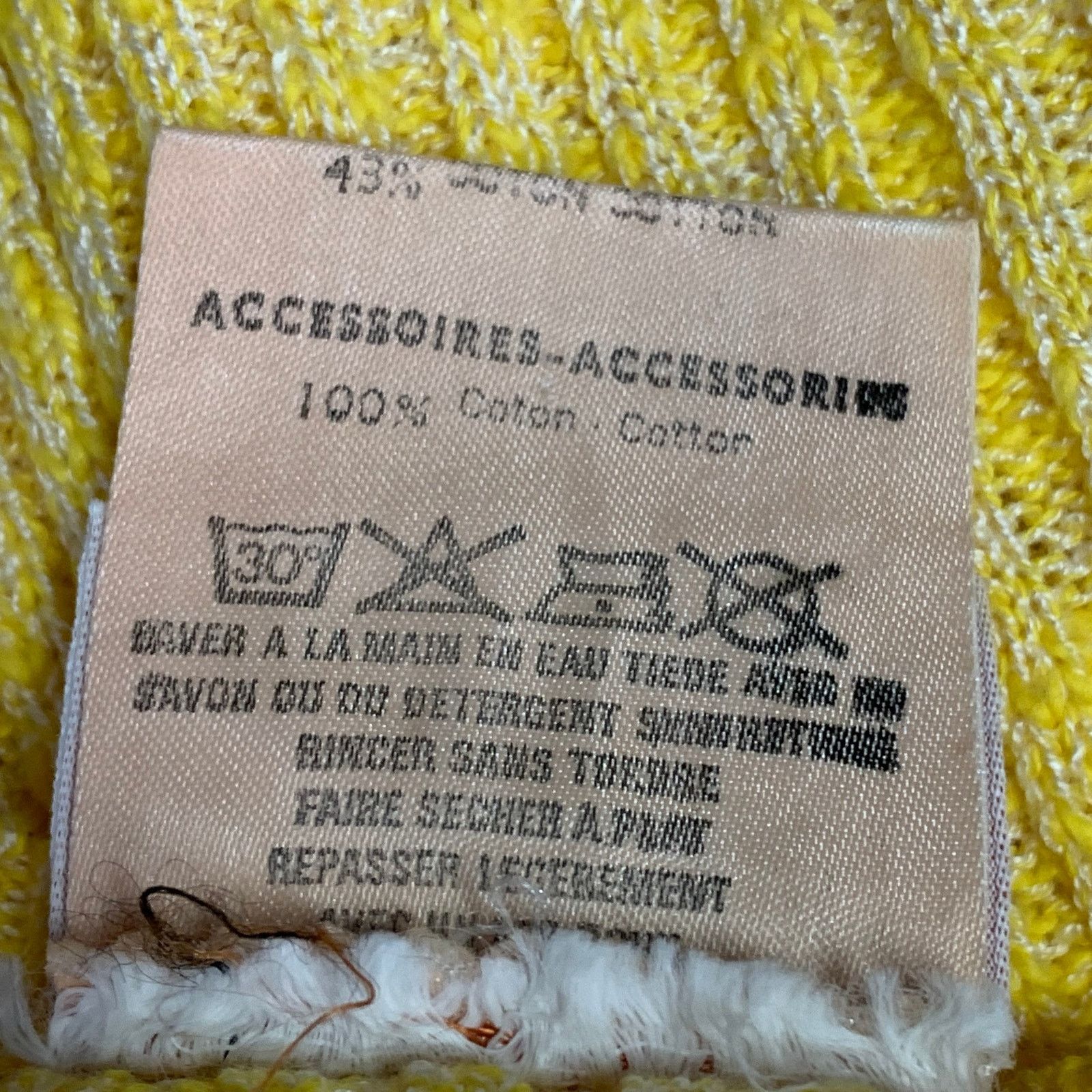 Courreges Vintage XS Yellow Acrylic Blend Rib Knit V-Neck Cardigan Size XS / US 0-2 / IT 36-38 - 10 Thumbnail
