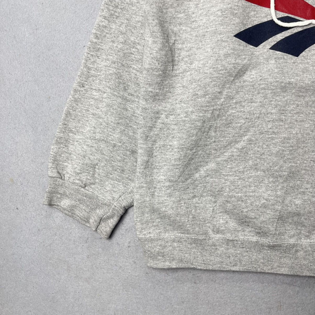 Reebok Vintage Reebok Big Logo Hoodie USA Made Size US L / EU 52-54 / 3 - 5 Thumbnail