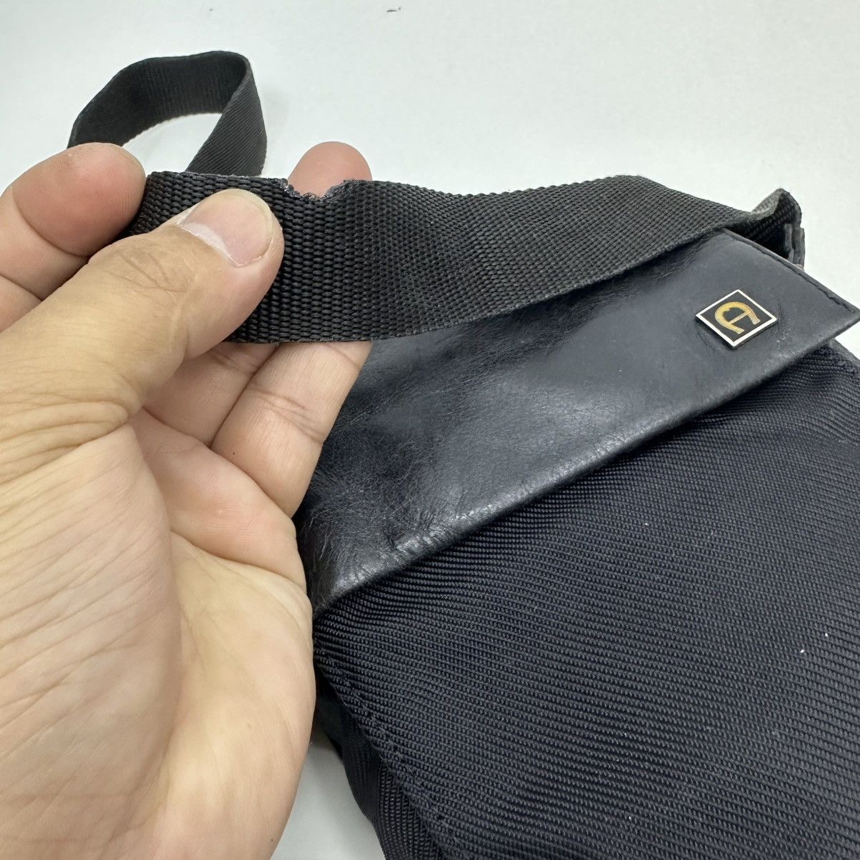 Aigner ‼️YES‼️ AUTHENTIC AIGNER VINTAGE SHOULDER CROSSBODY BAG Size ONE SIZE - 11 Thumbnail