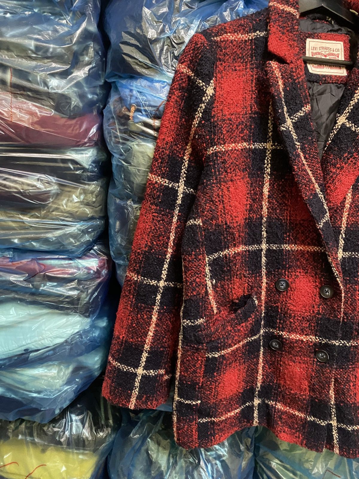 Levi's VINTAGE Y2K LEVIS DOUBLE BREASTED RED CHECKER COAT Size US M / EU 48-50 / 2 - 5 Thumbnail