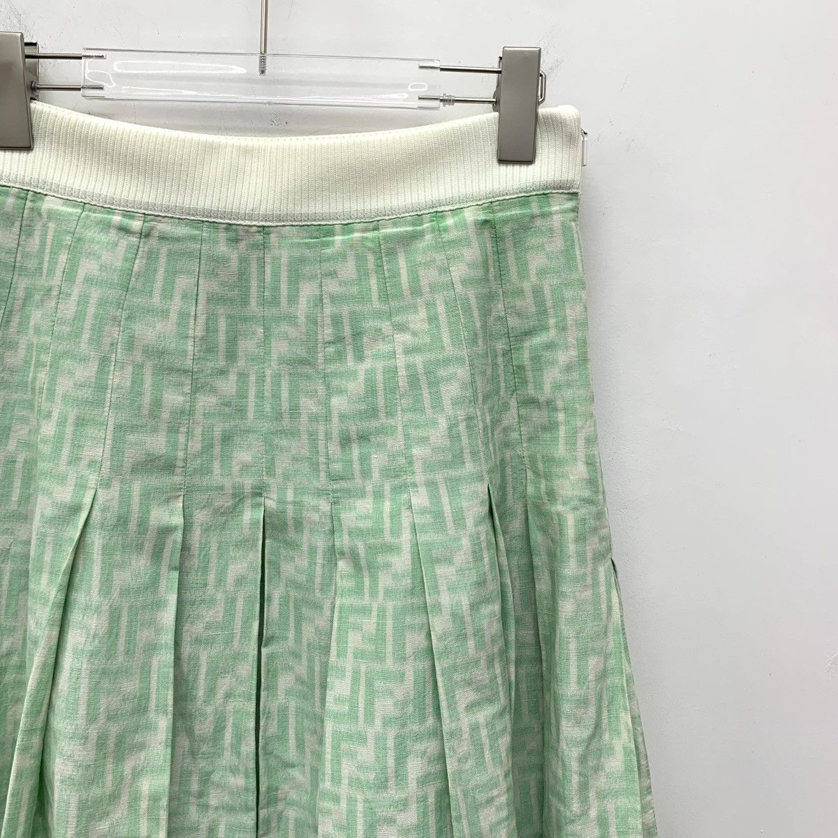 Fendi Fendi Green All-over FF Print Linen Pleated Long Skirt K26WX Size 28" / US 6 / IT 42 - 3 Thumbnail